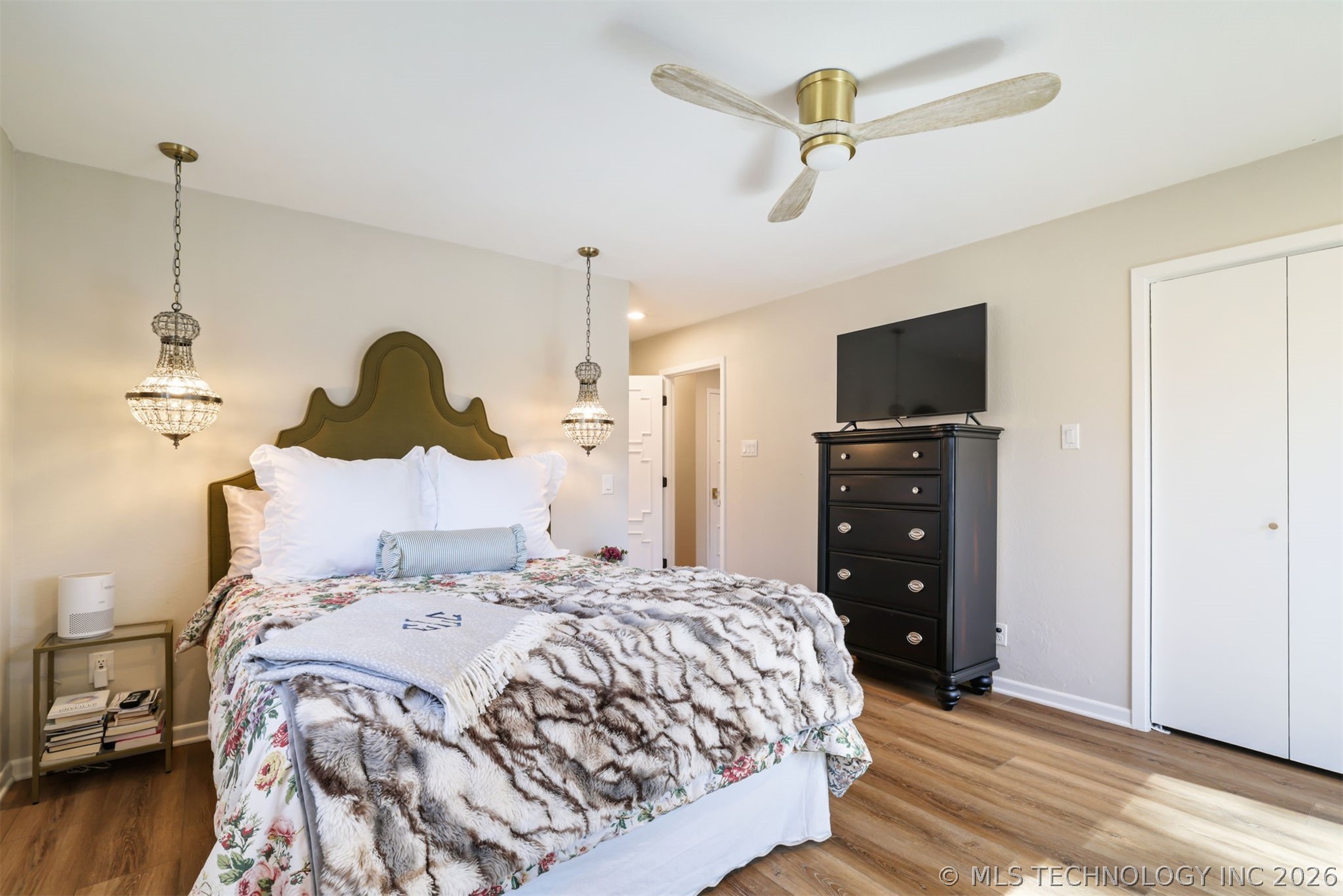 2232 Gershwin Drive Property Photo 19