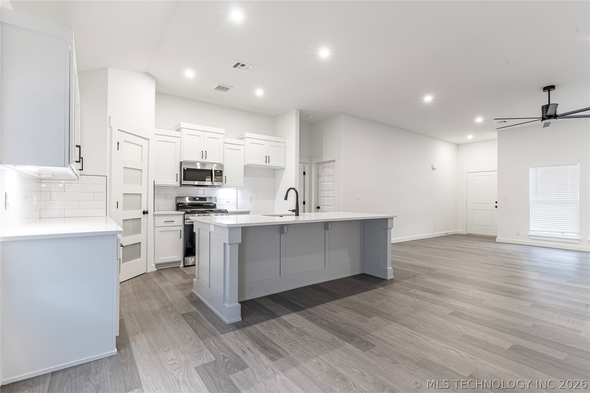 10887 S 271st East Avenue Property Photo 10