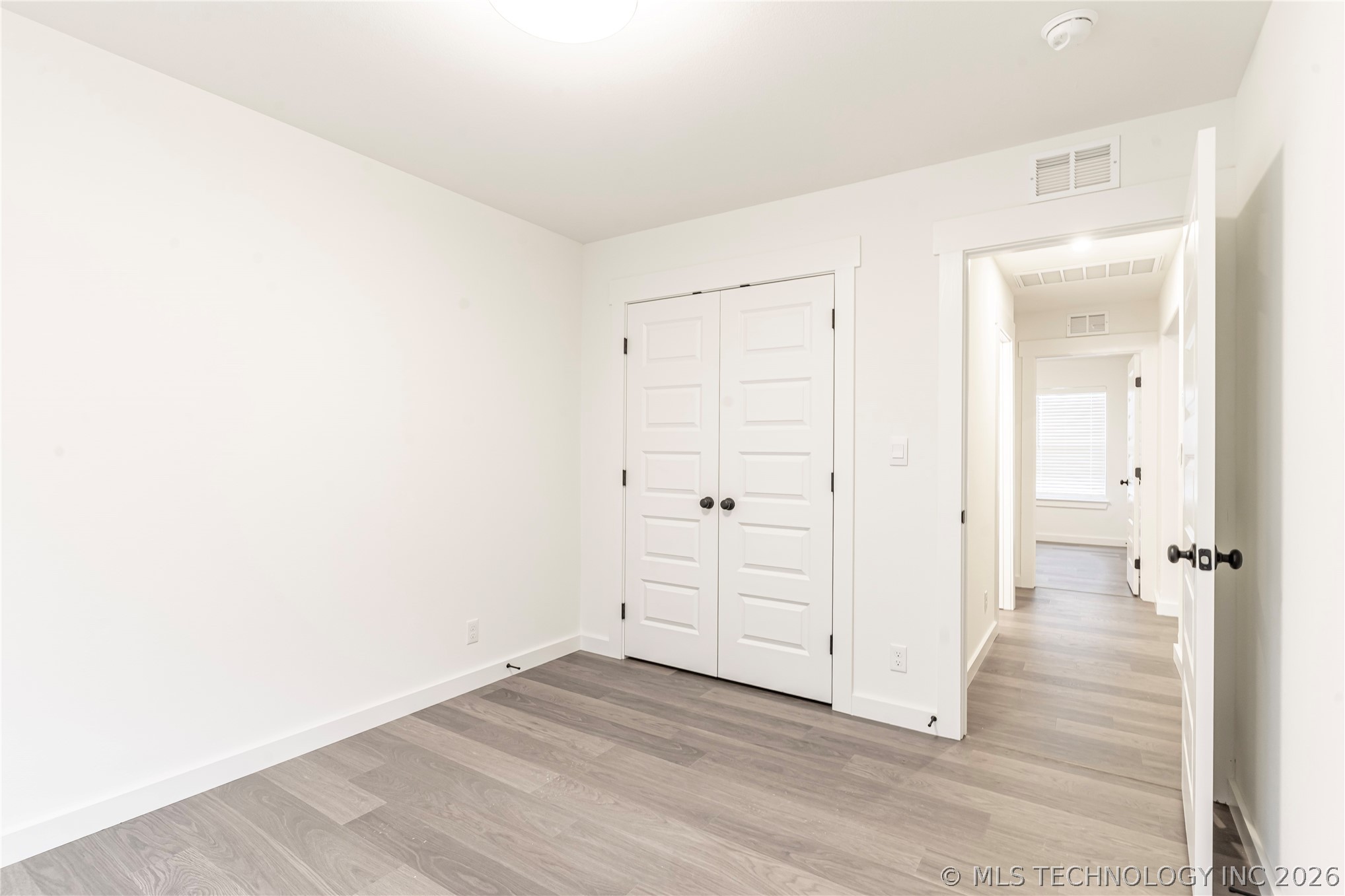 10887 S 271st East Avenue Property Photo 14