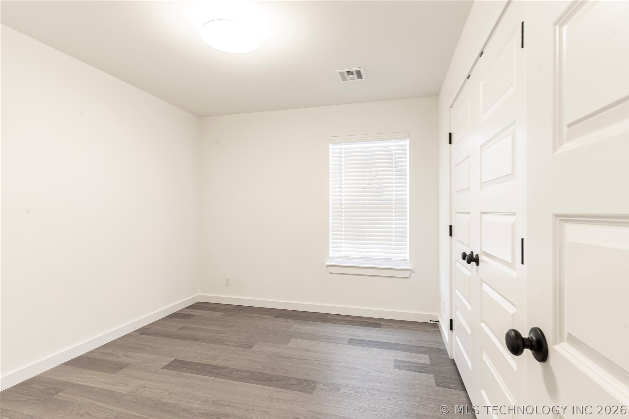 10887 S 271st East Avenue Property Photo 15