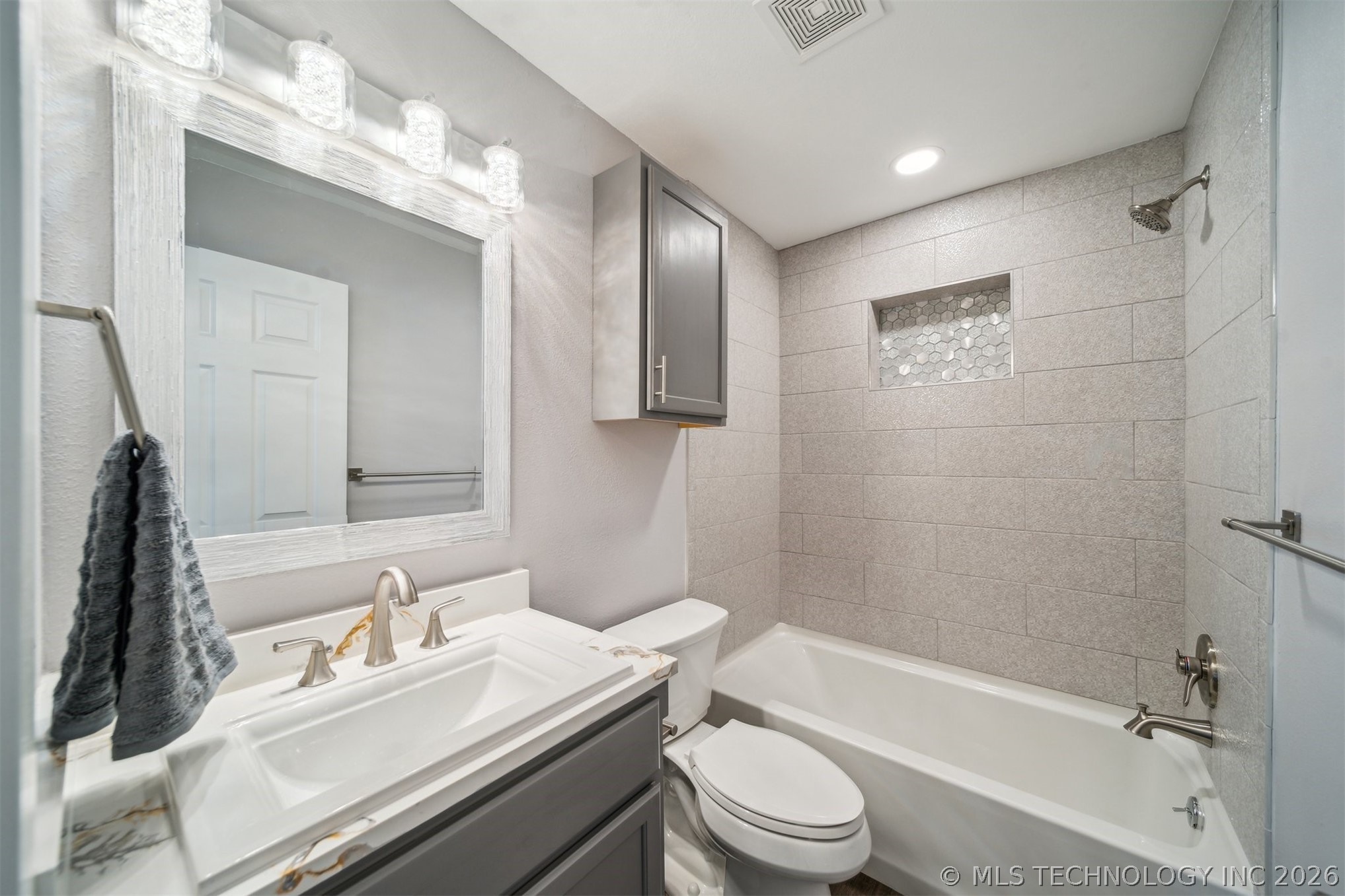 212 Harris Drive Property Photo 14