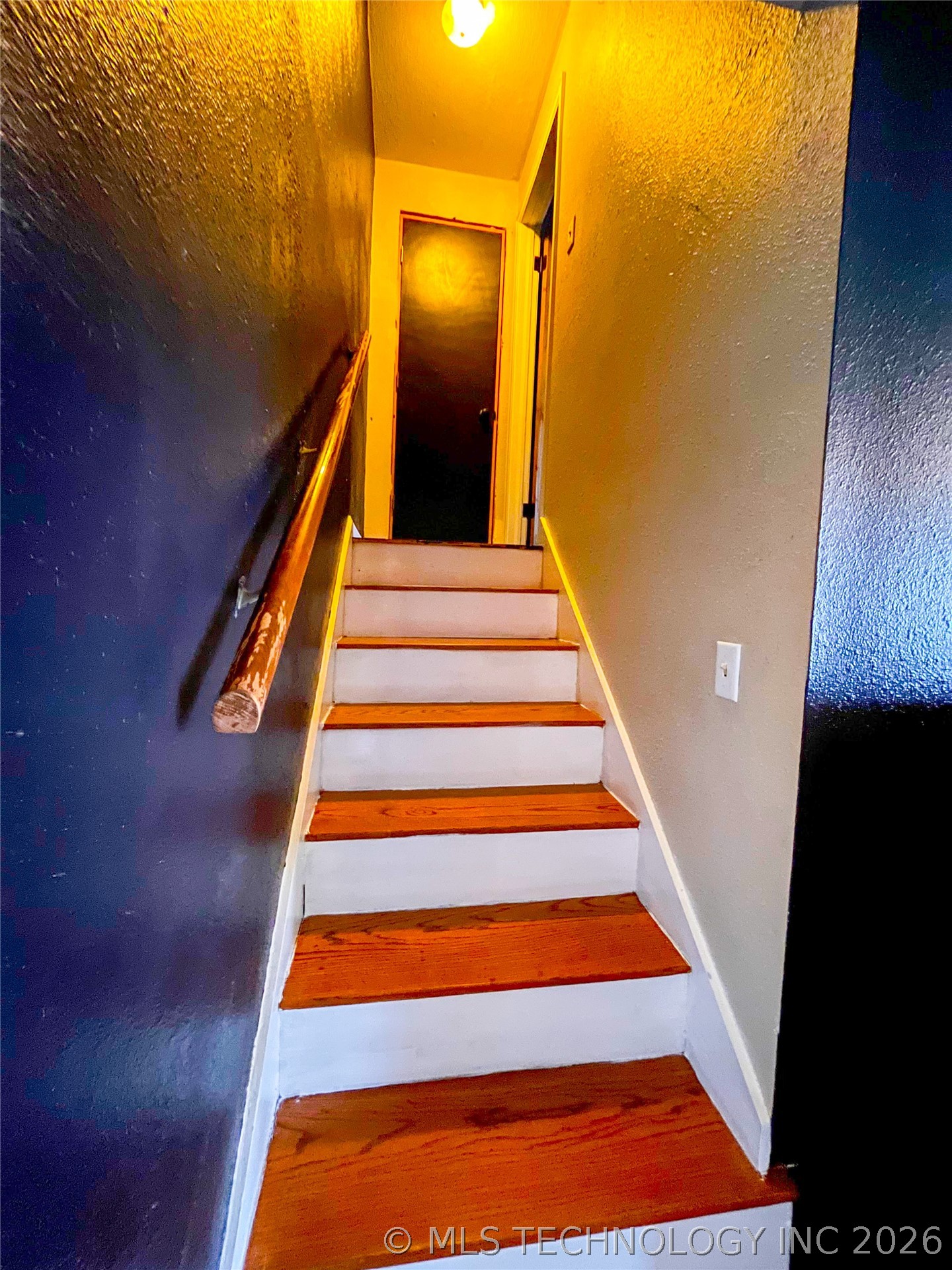 110 N Cedar Avenue Property Photo 16