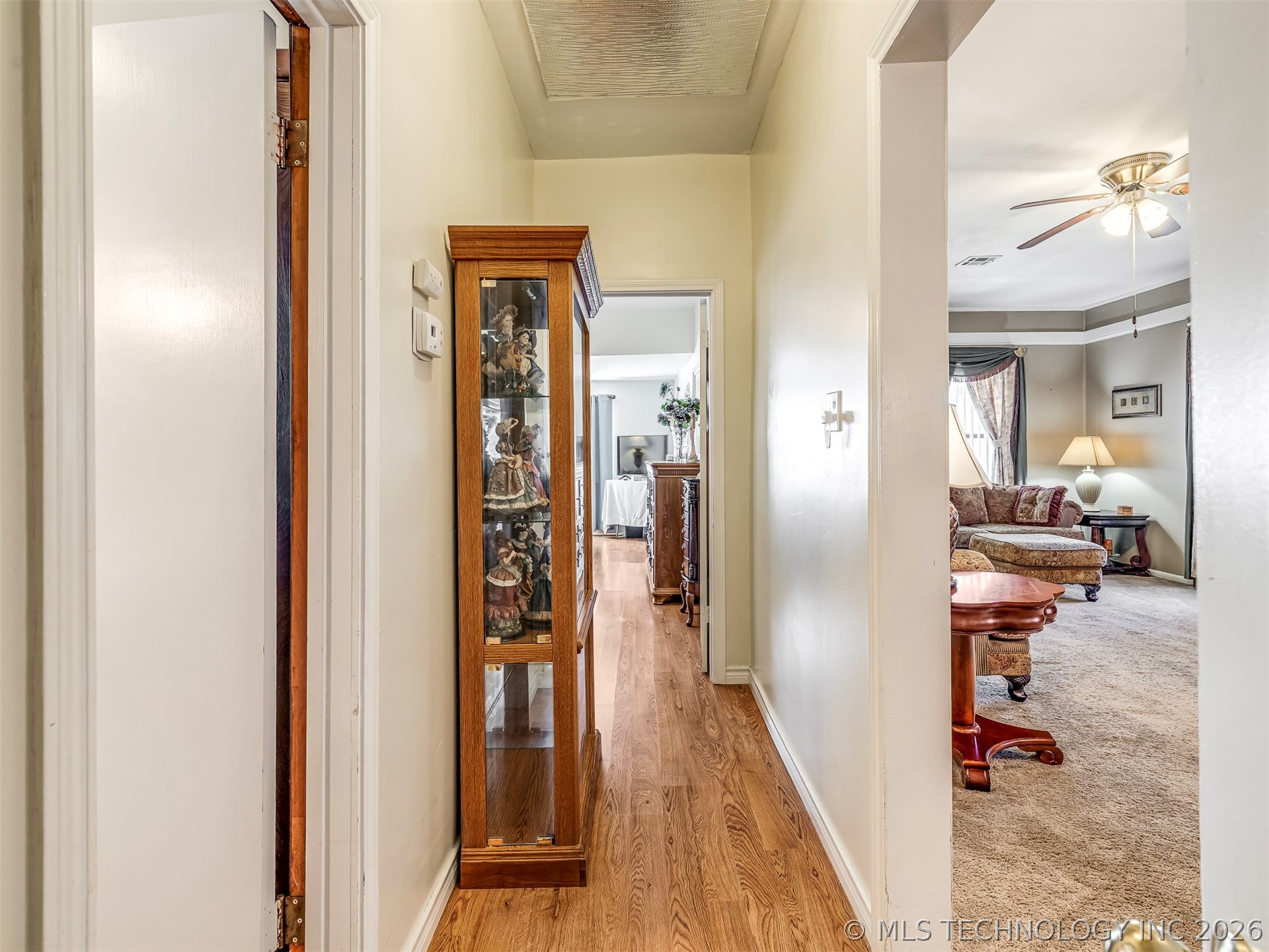 1123 E 9th Street Property Photo 56