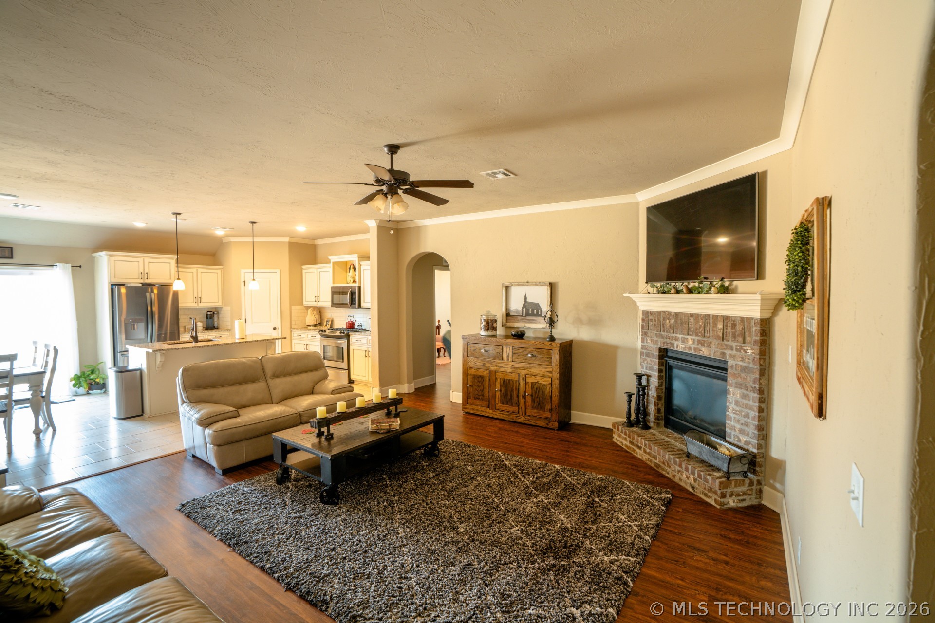 13659 S Quincy Street Property Photo 6