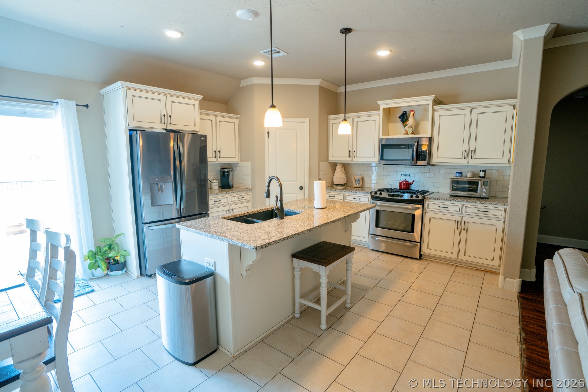 13659 S Quincy Street Property Photo 8