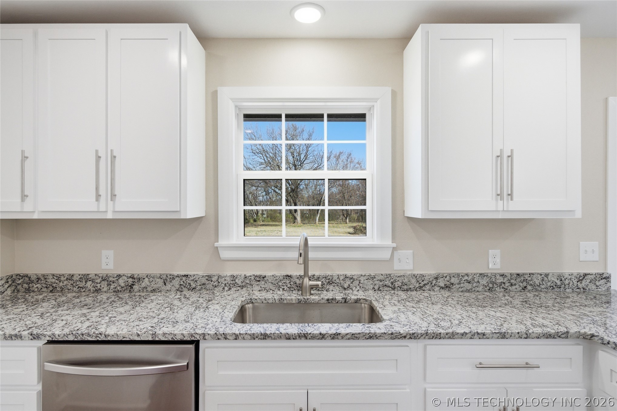 11919 E Southern Hills Road Property Photo 10