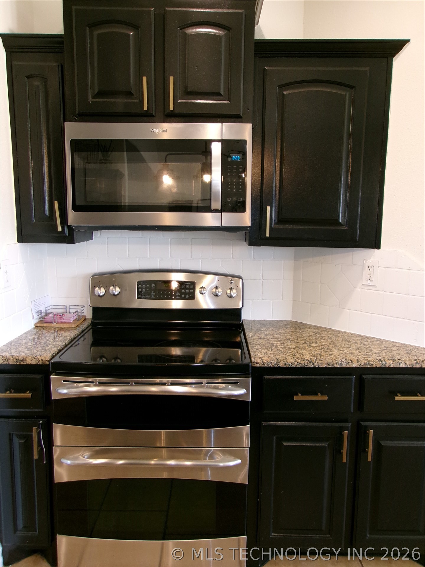 2071 E 53rd Property Photo 11