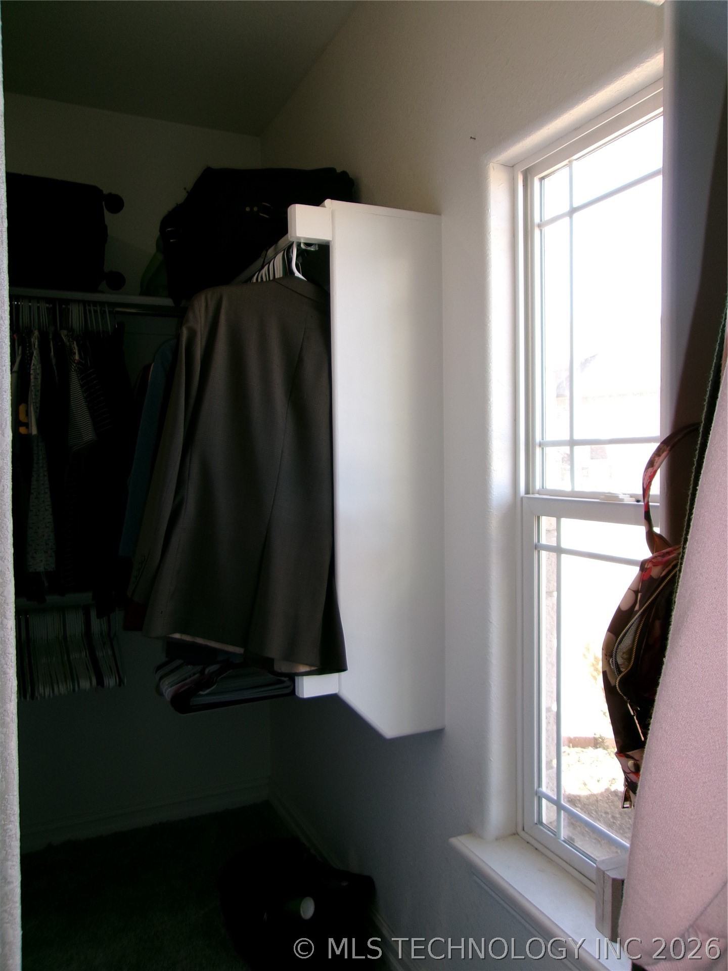 2071 E 53rd Property Photo 23