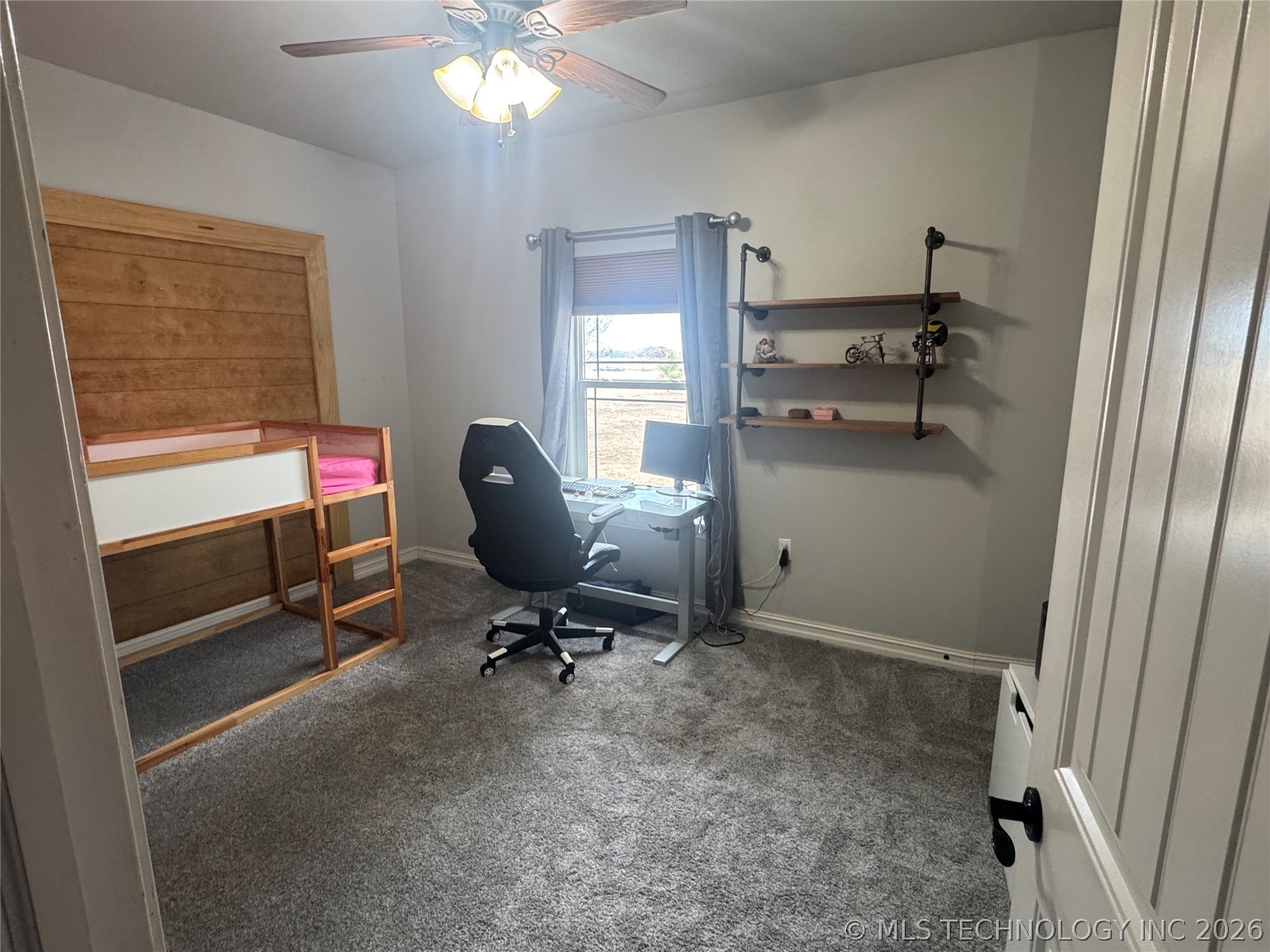 2071 E 53rd Property Photo 28