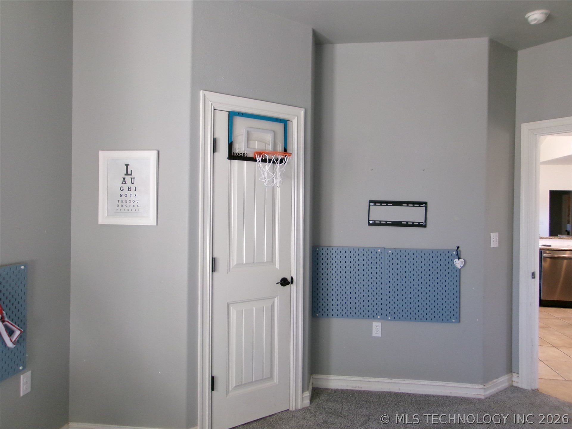 2071 E 53rd Property Photo 37