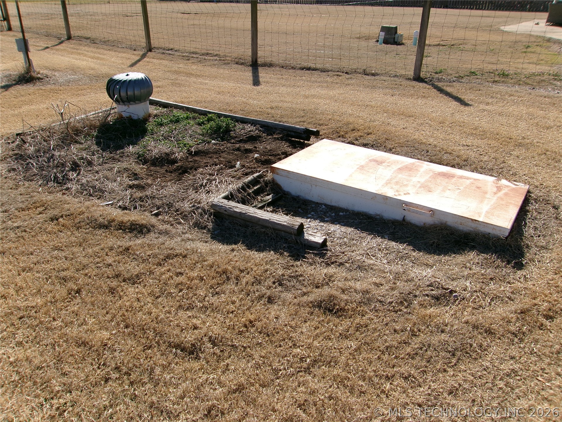 2071 E 53rd Property Photo 47