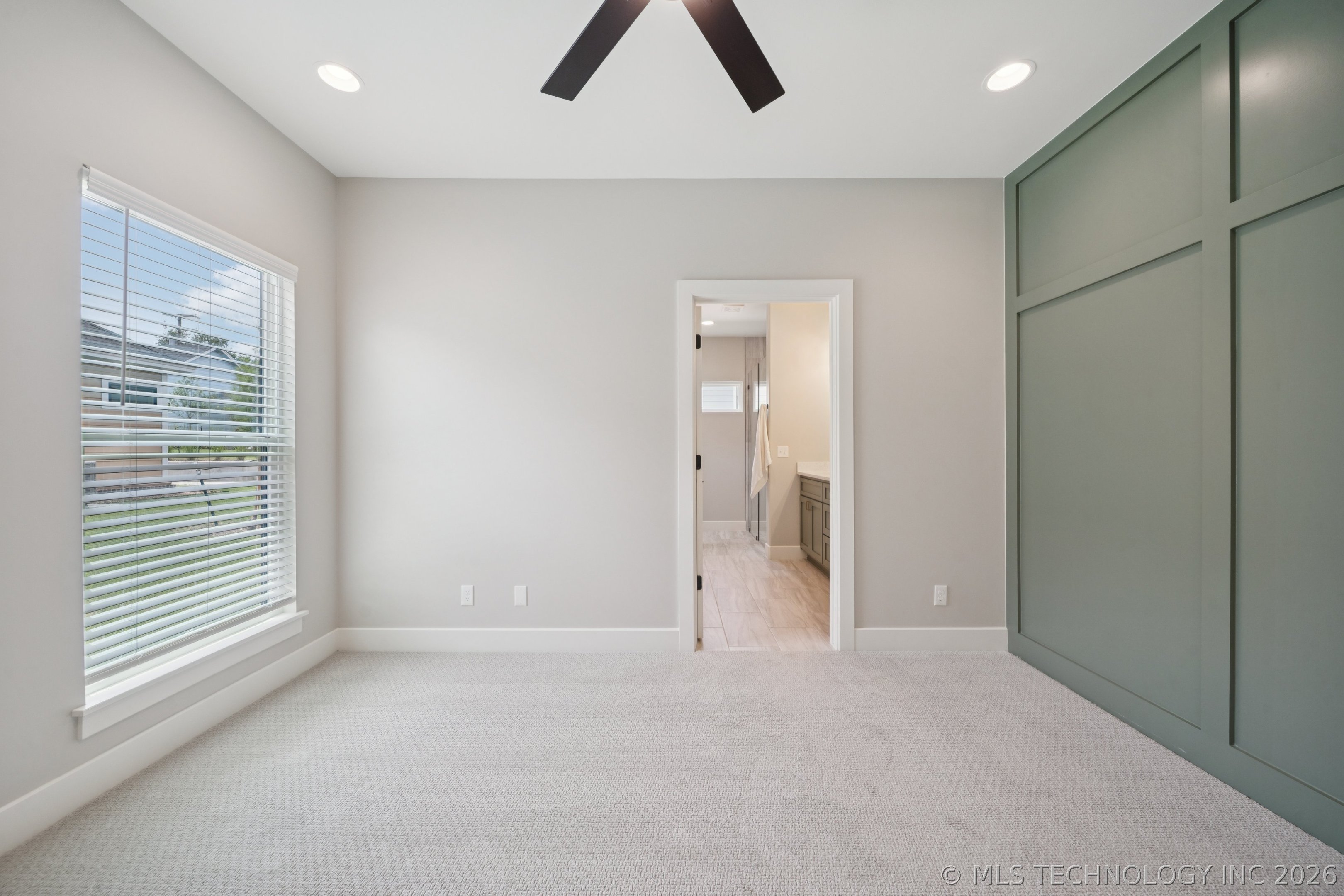 210 S Bluff Street B Property Photo 11