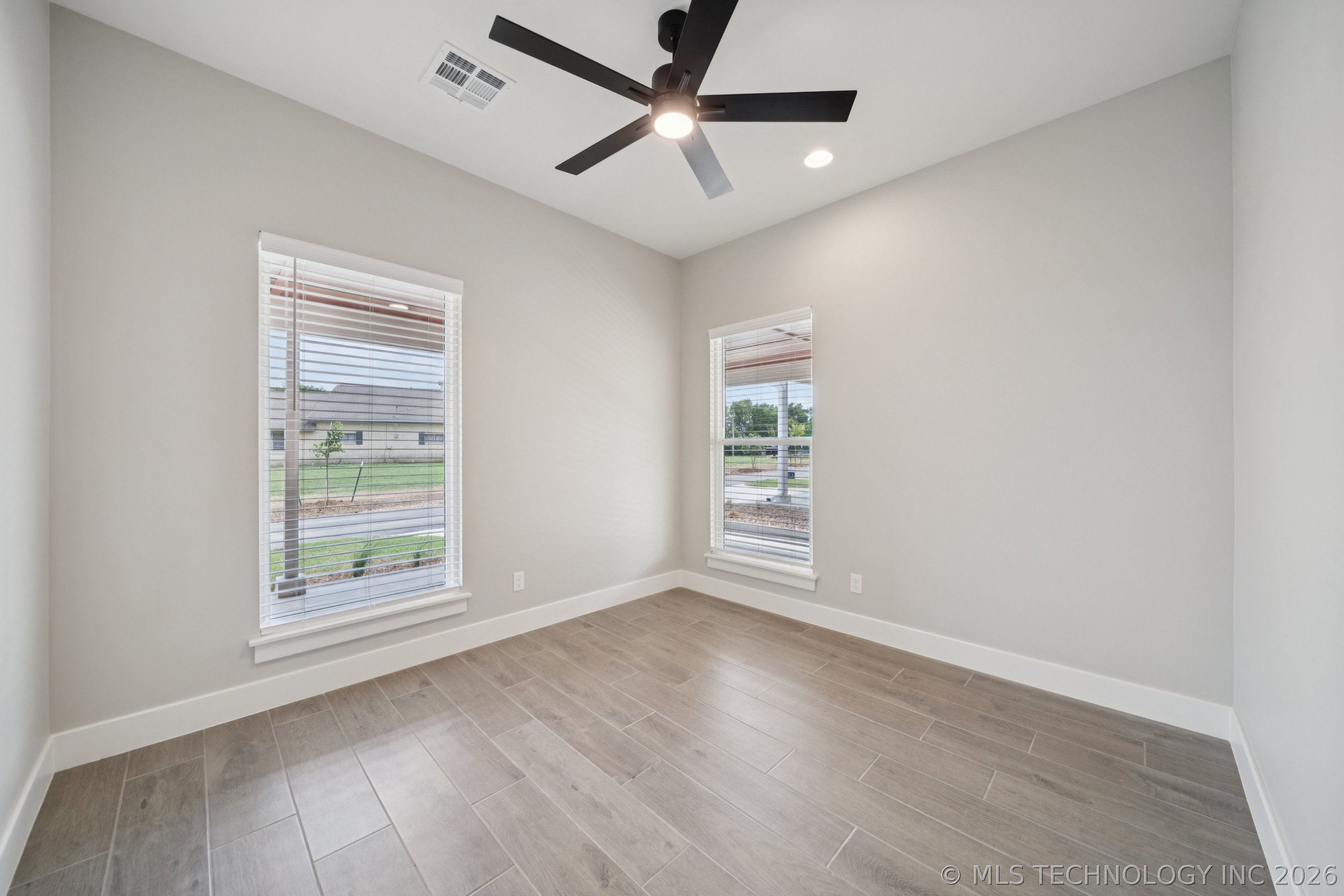 210 S Bluff Street B Property Photo 17