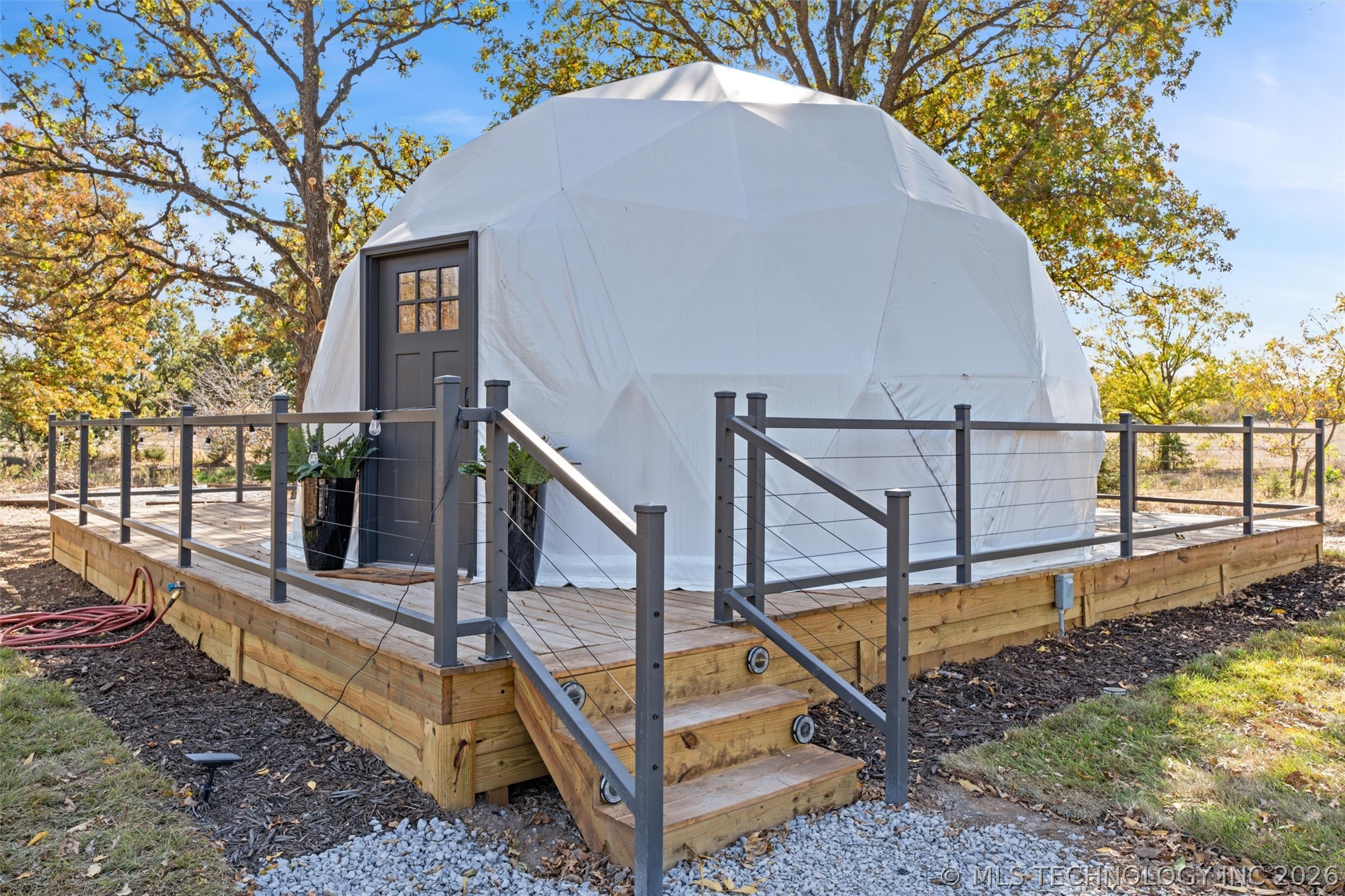 128 2137 Road Property Photo 1