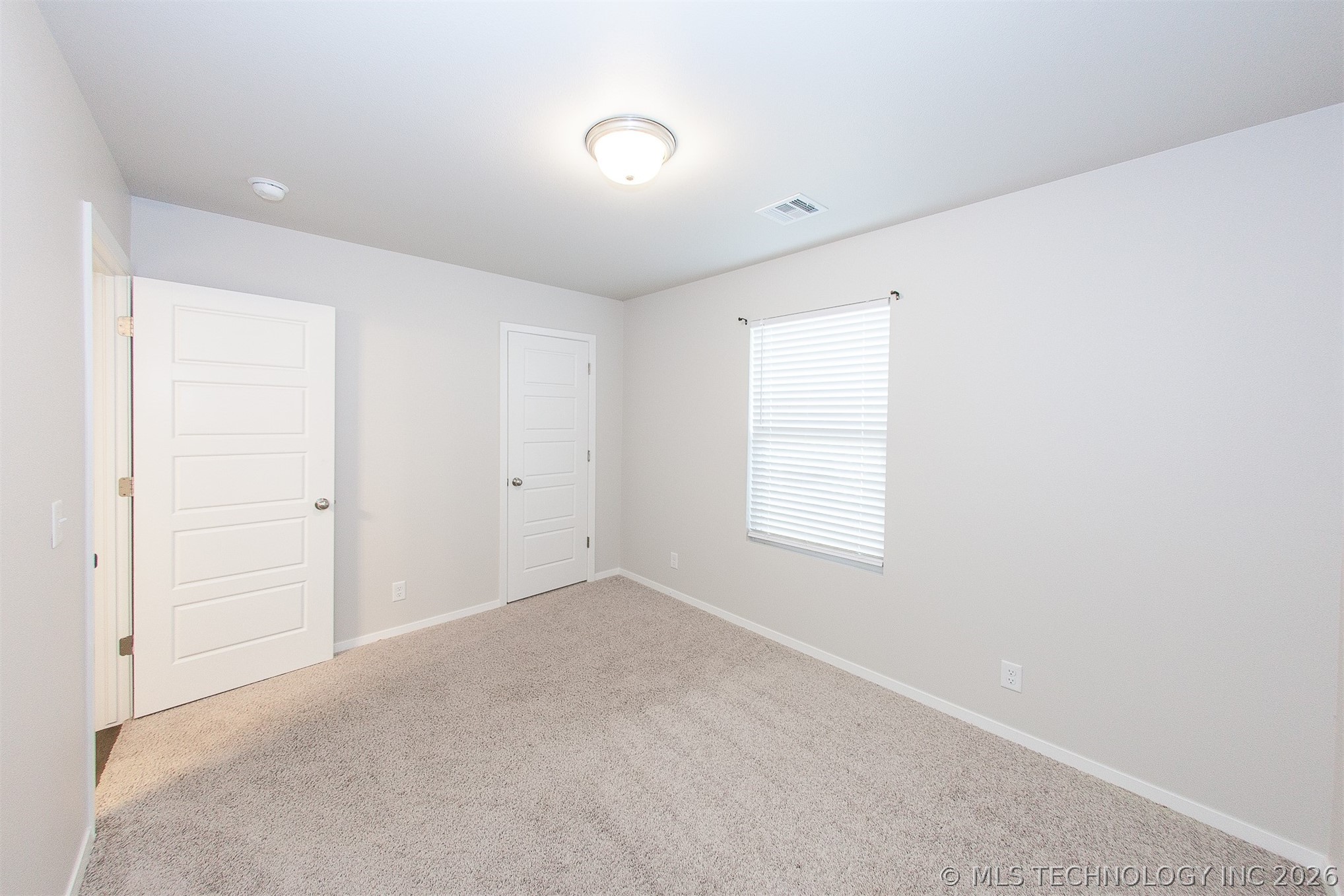 14129 N 74th East Avenue Property Photo 8