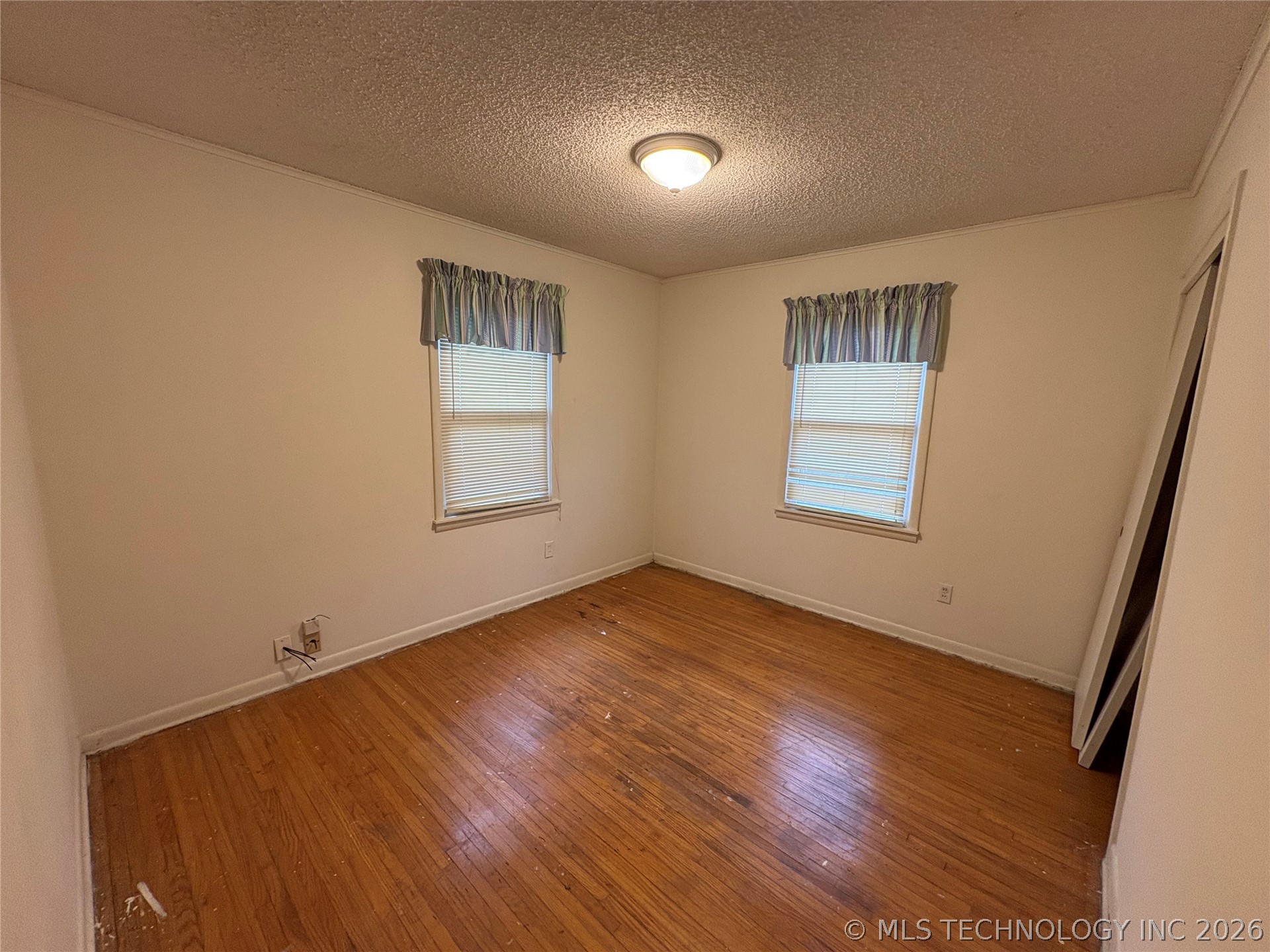 7140 E 6th Street Property Photo 11