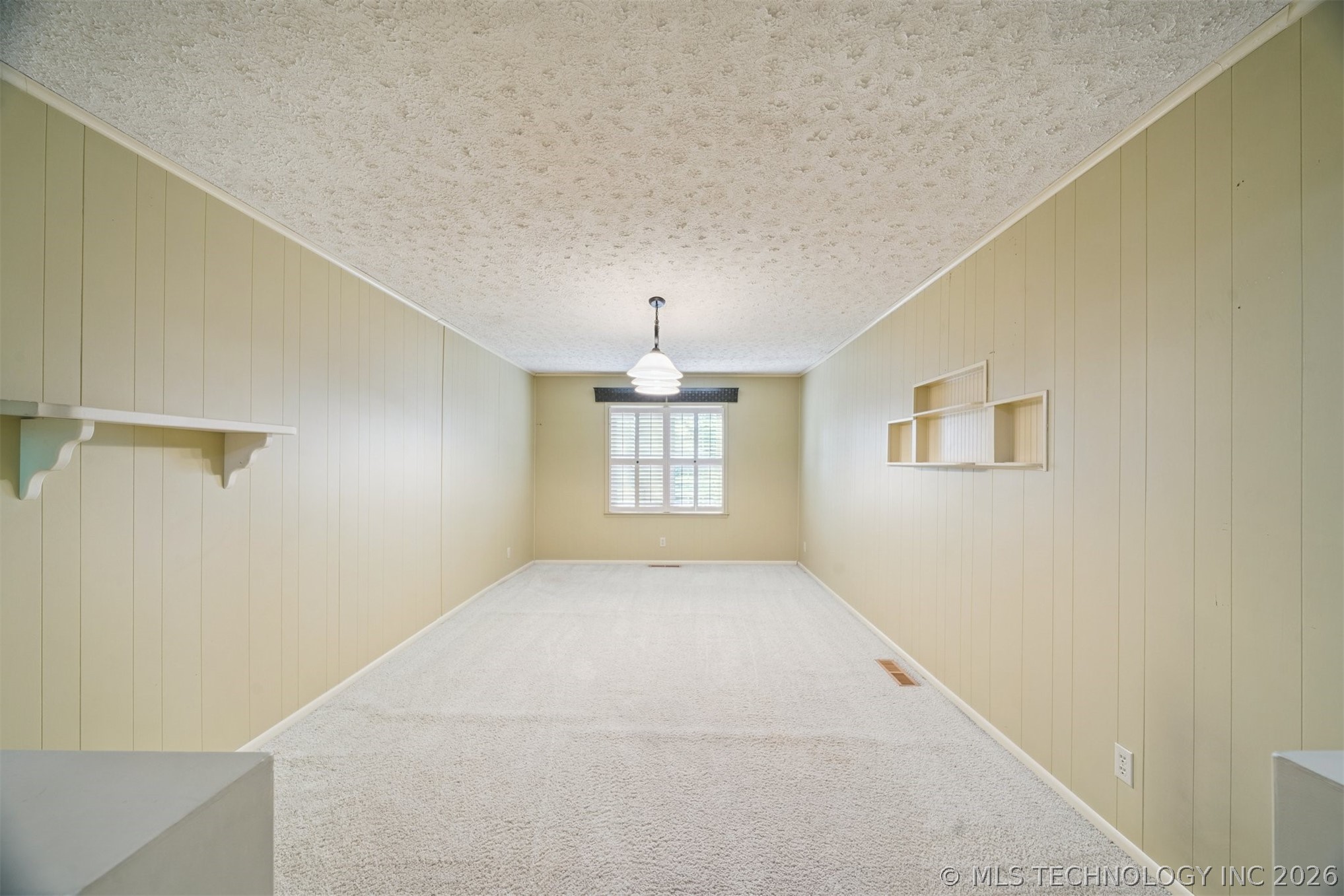 110 E 13th Place Property Photo 12