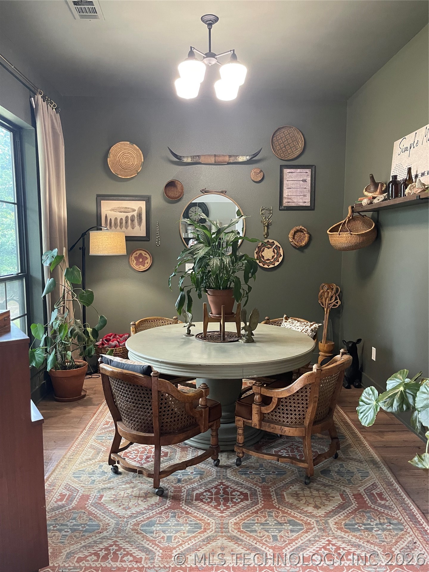 232 Xeno Property Photo 12