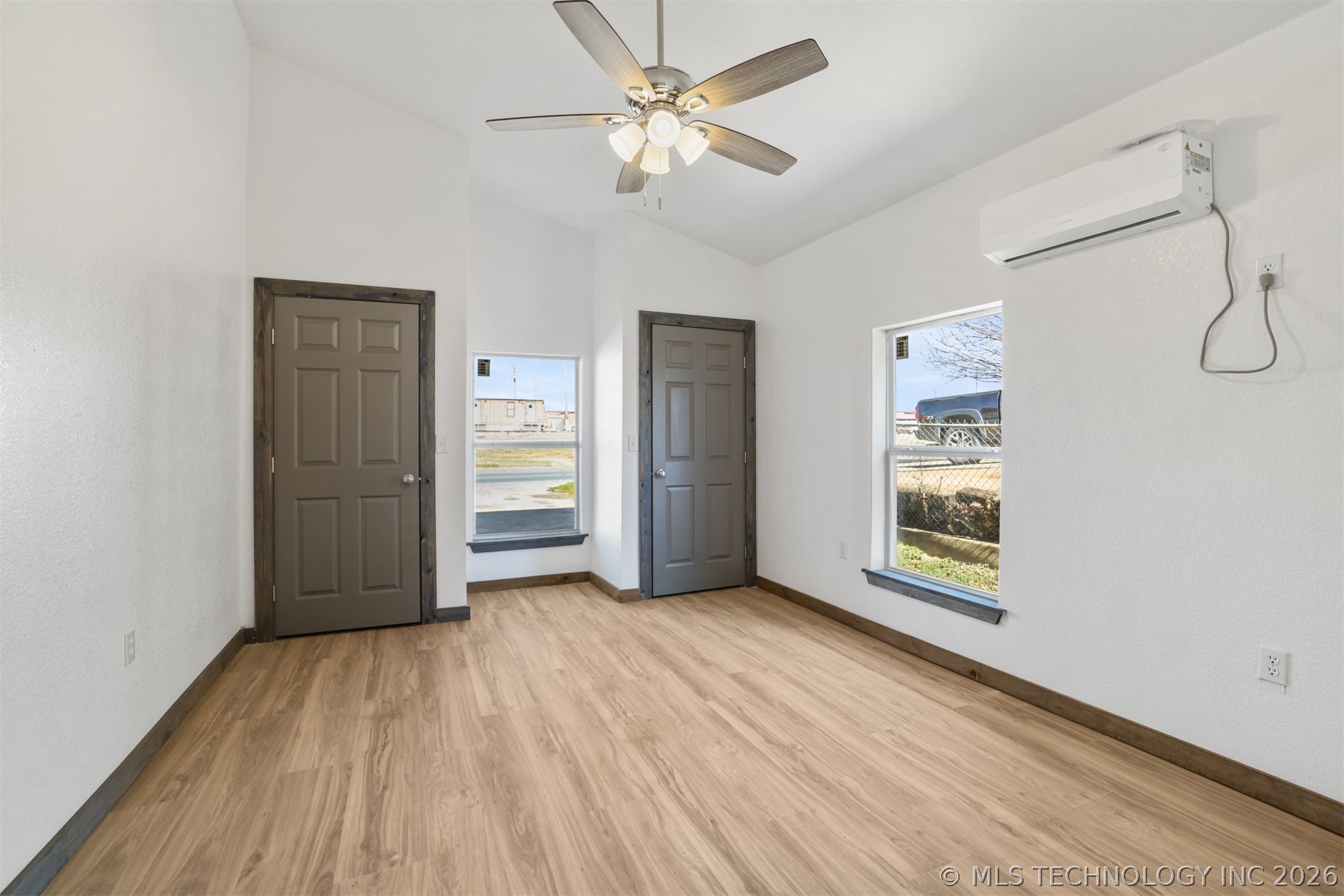 421 W Arkansas Property Photo 13