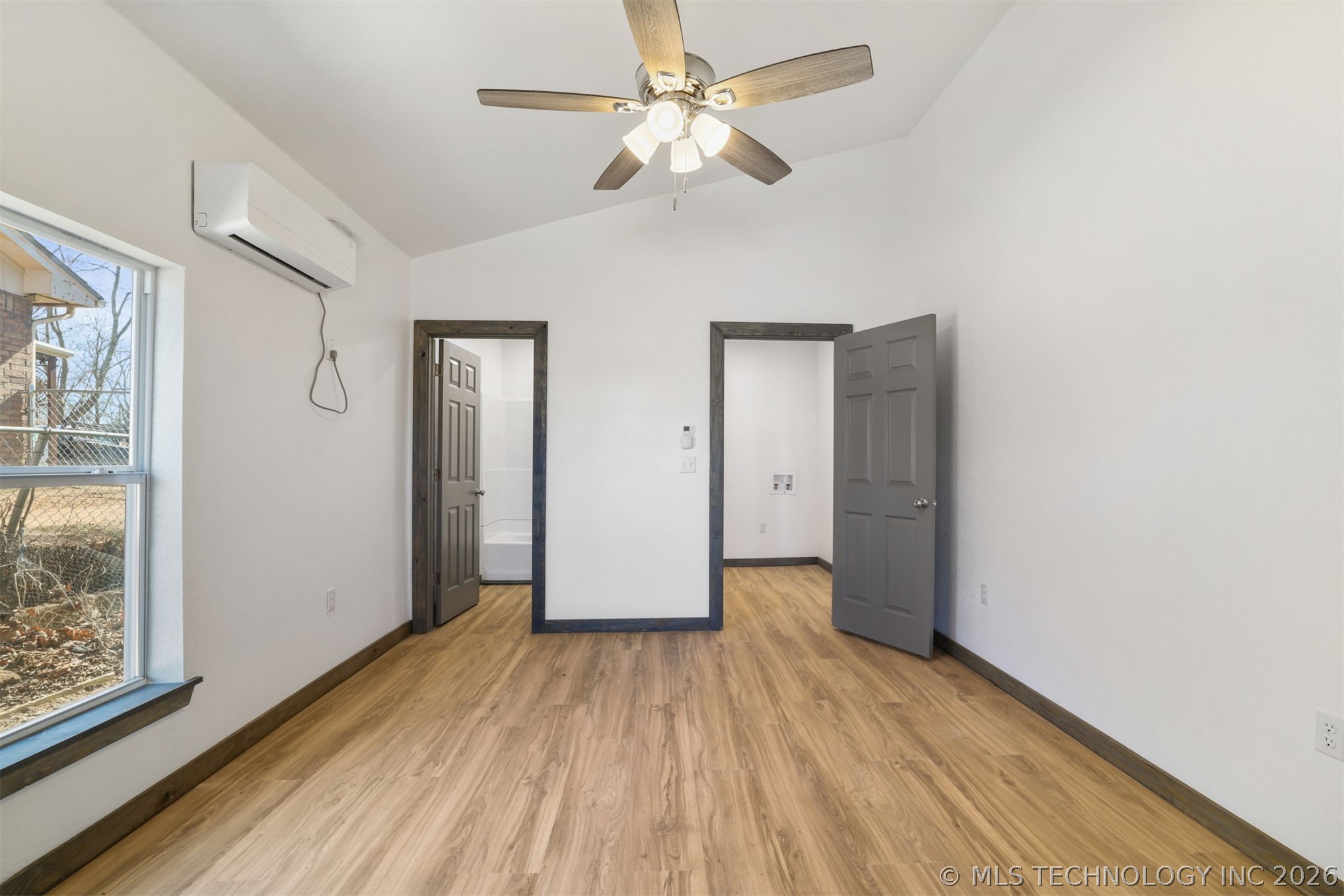 421 W Arkansas Property Photo 14