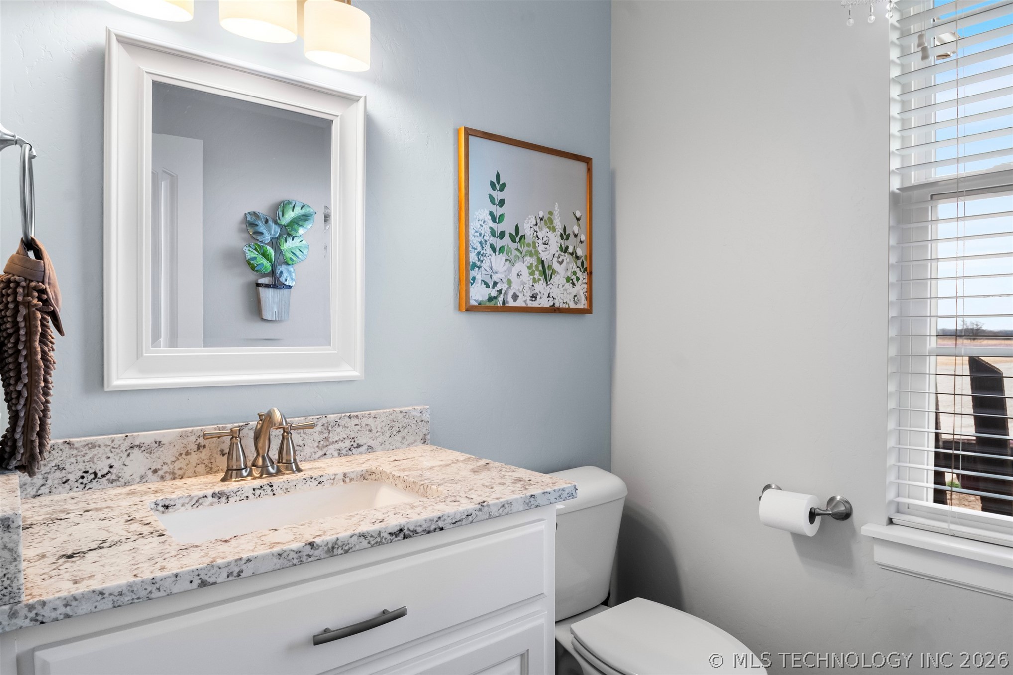 2621 E Prospect Avenue Property Photo 18