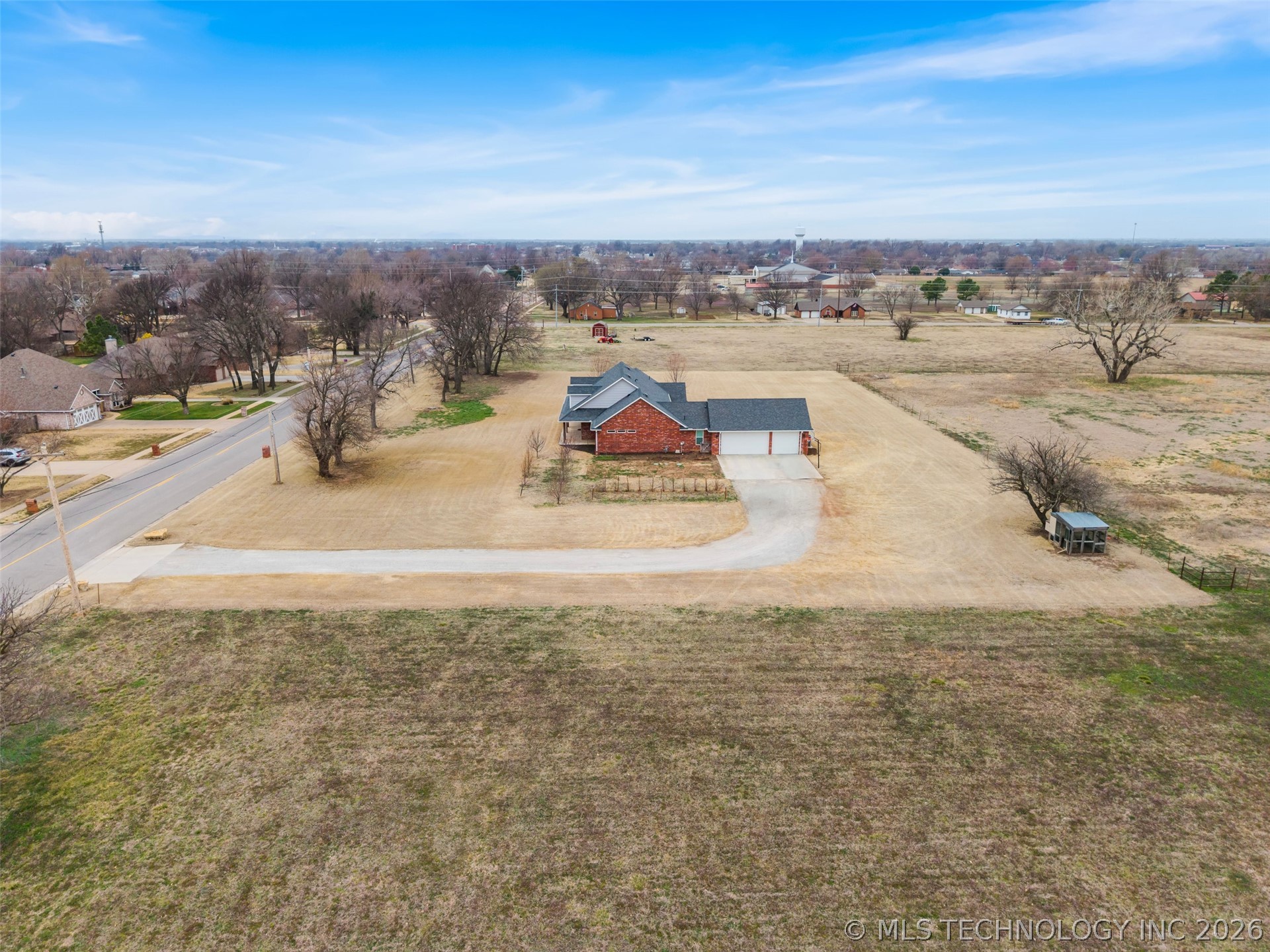 2621 E Prospect Avenue Property Photo 51