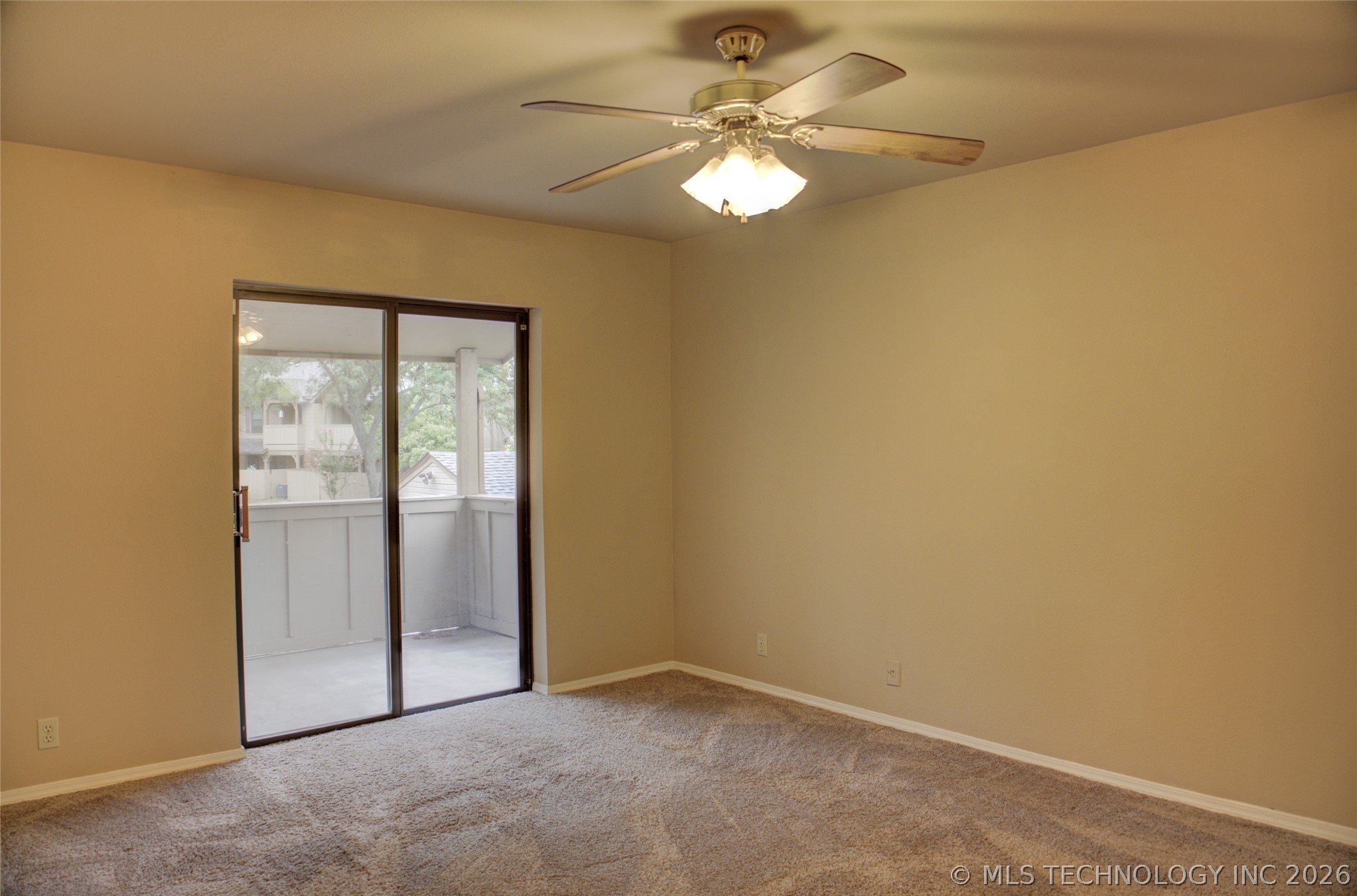 4607 E 93rd Court 18-f Property Photo 17