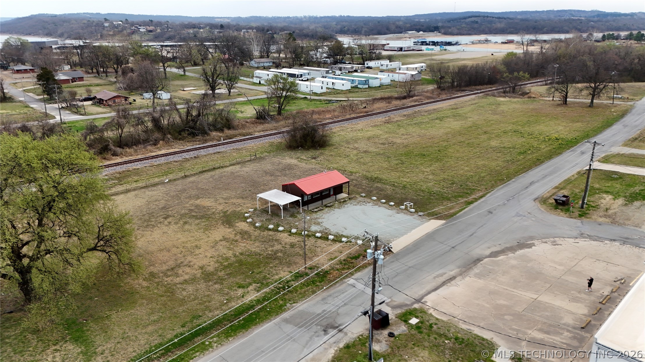 300 S Front Street Property Photo 19