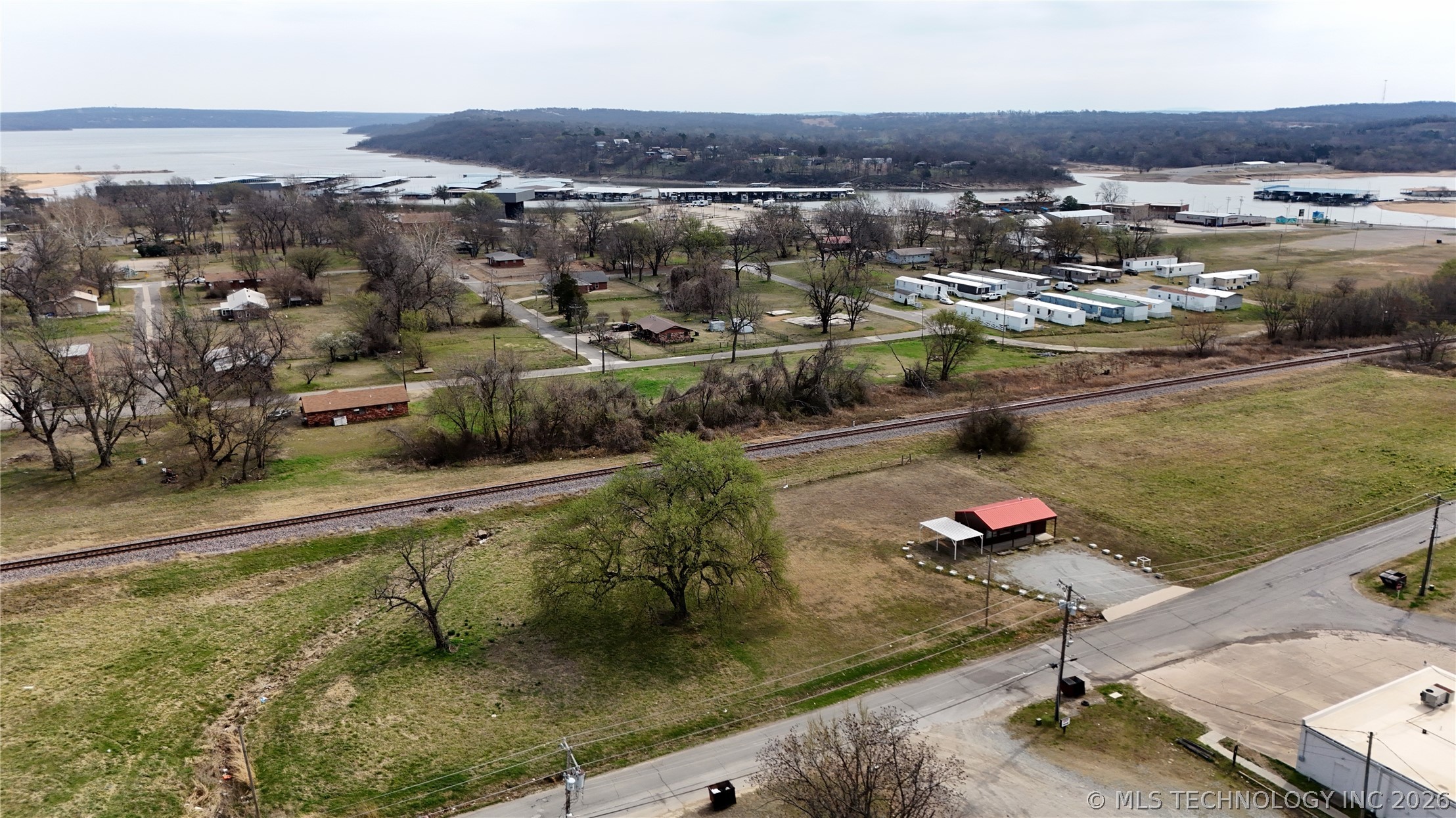 300 S Front Street Property Photo 28