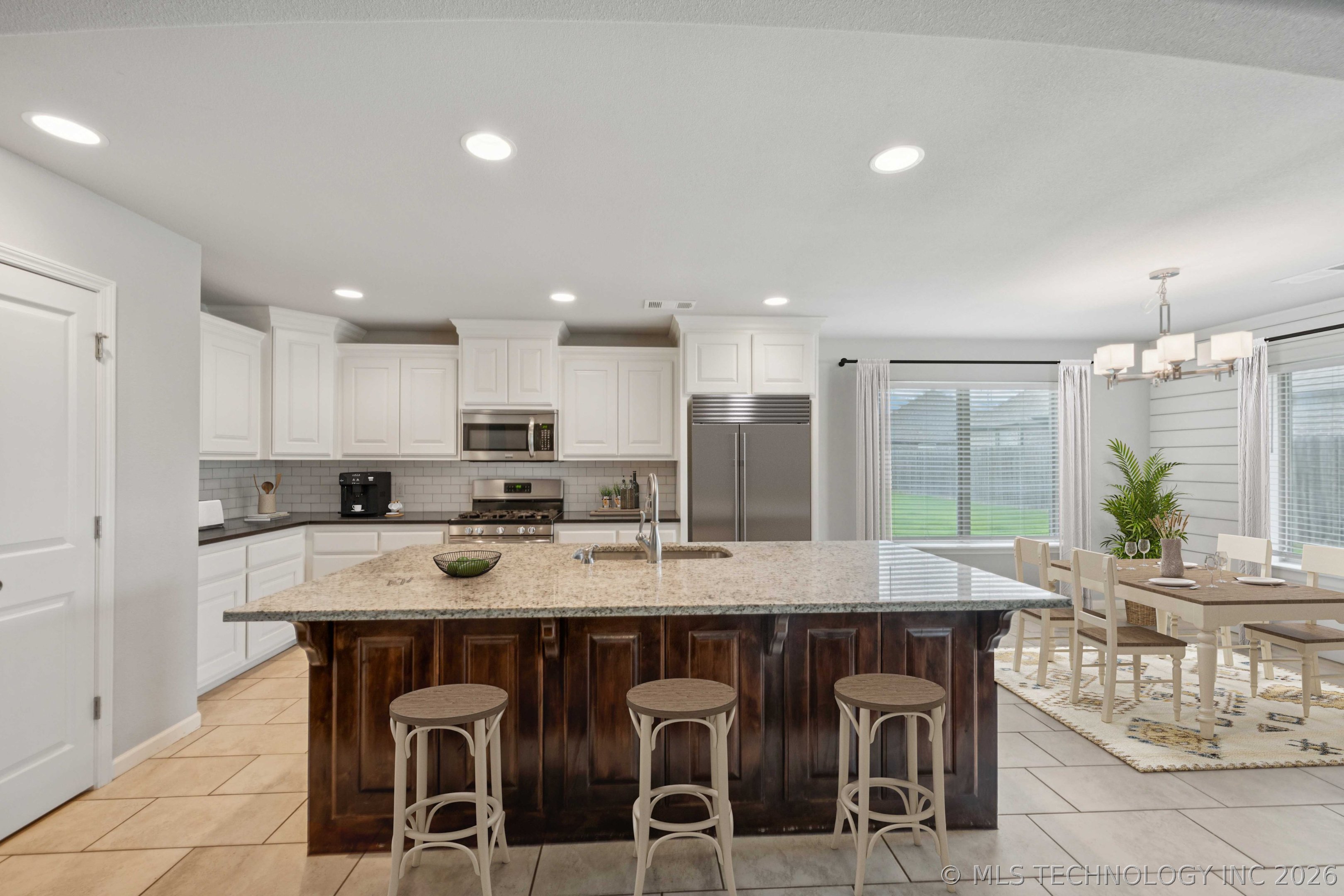 10409 S 228th East Avenue Property Photo 4