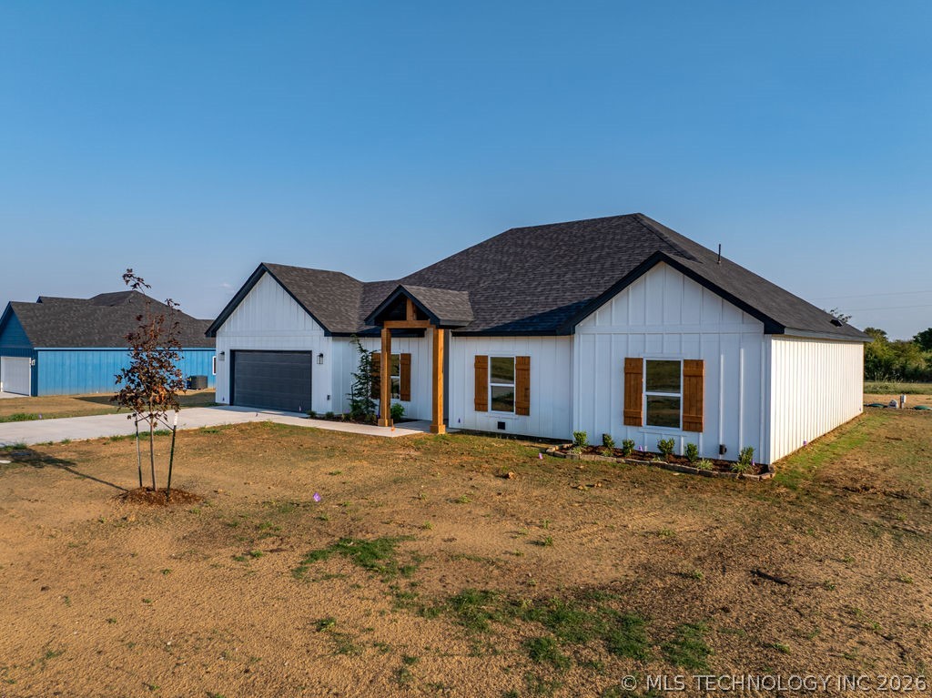 13123 Whimsical Lane Property Photo 4