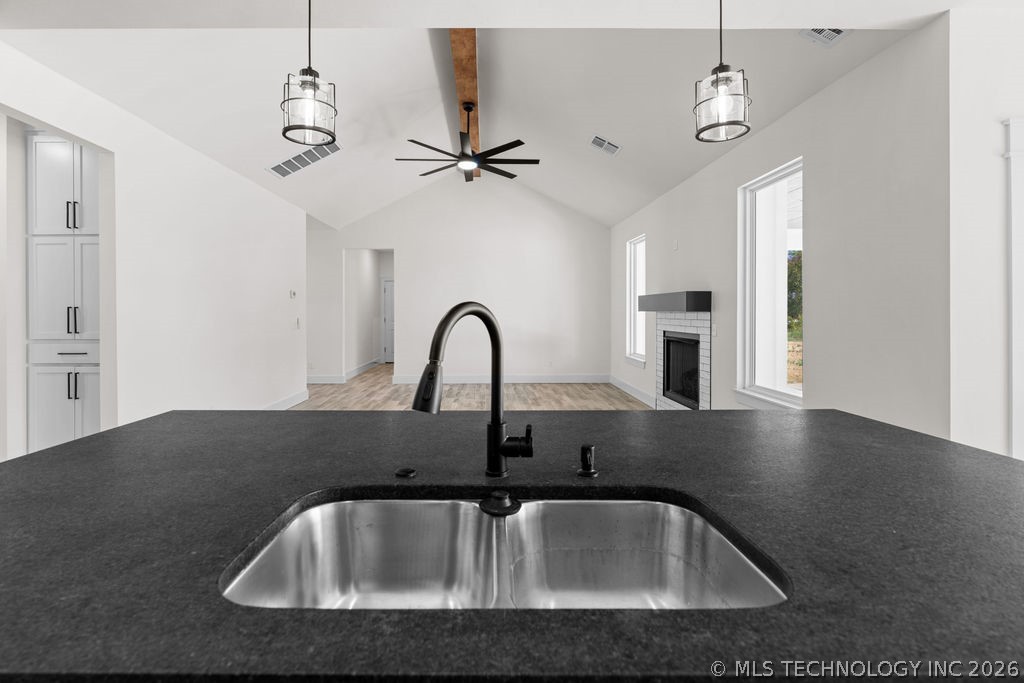 13123 Whimsical Lane Property Photo 14