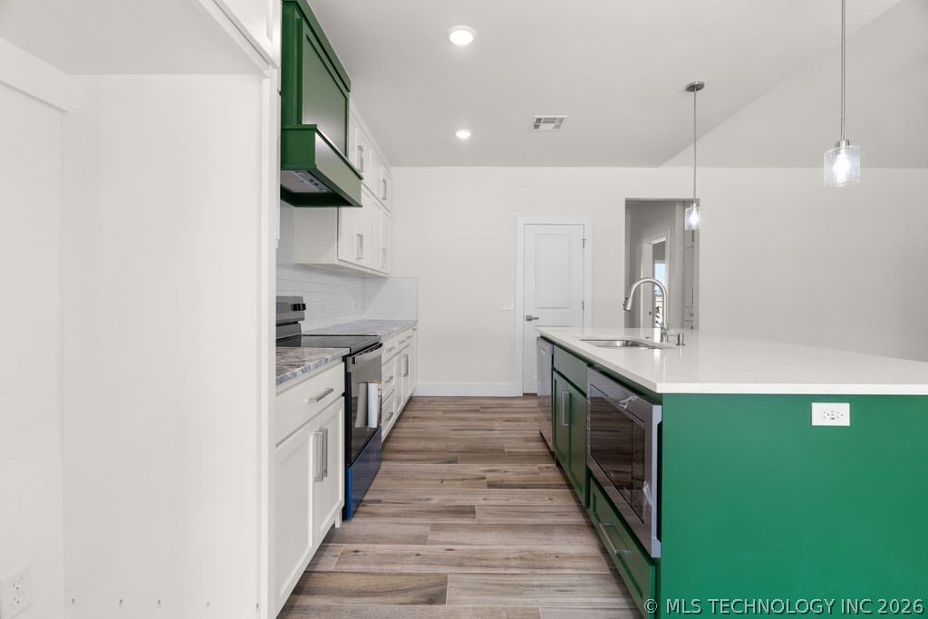 13163 Whimsical Lane Property Photo 12