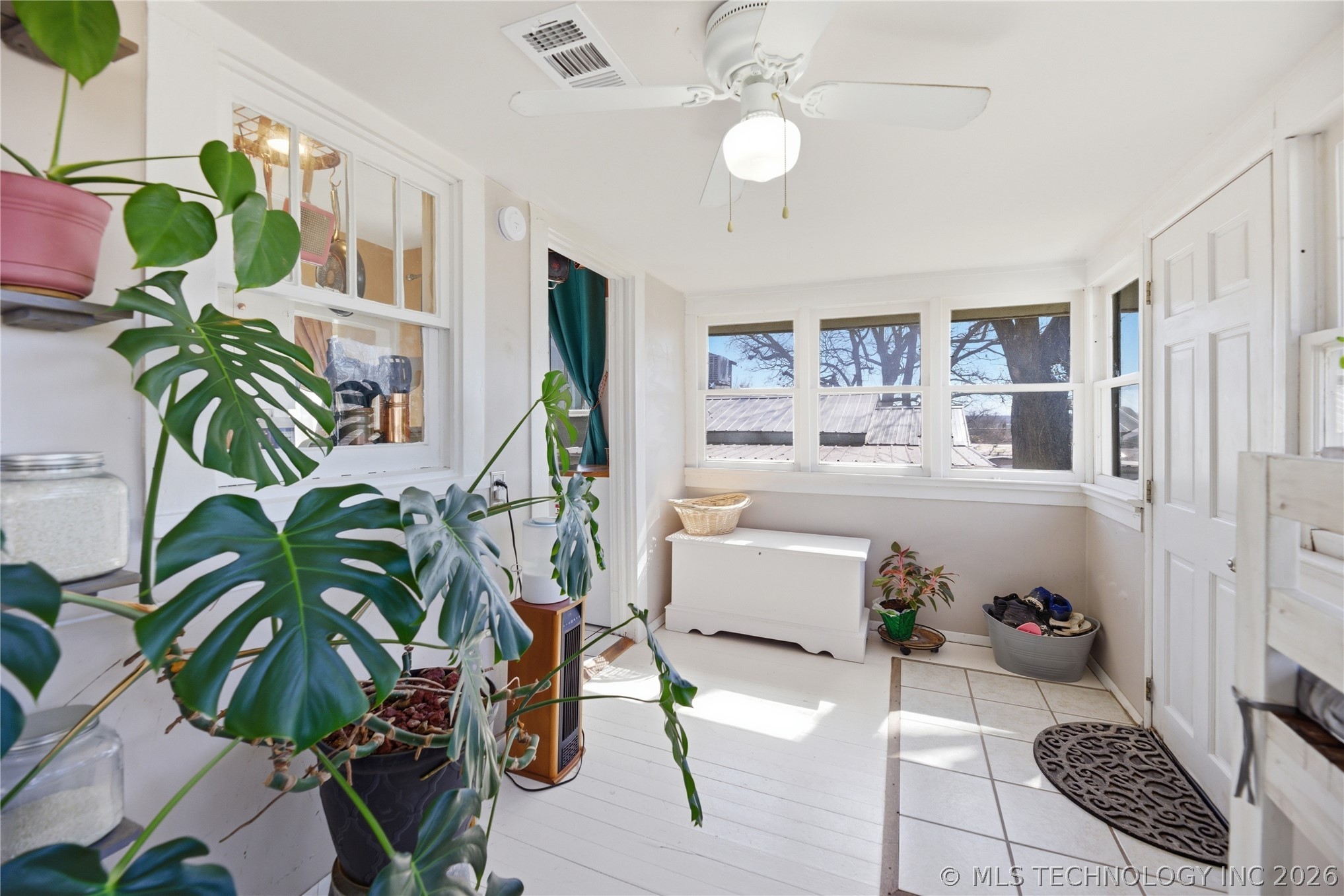 316 N Roosevelt Avenue Property Photo 14