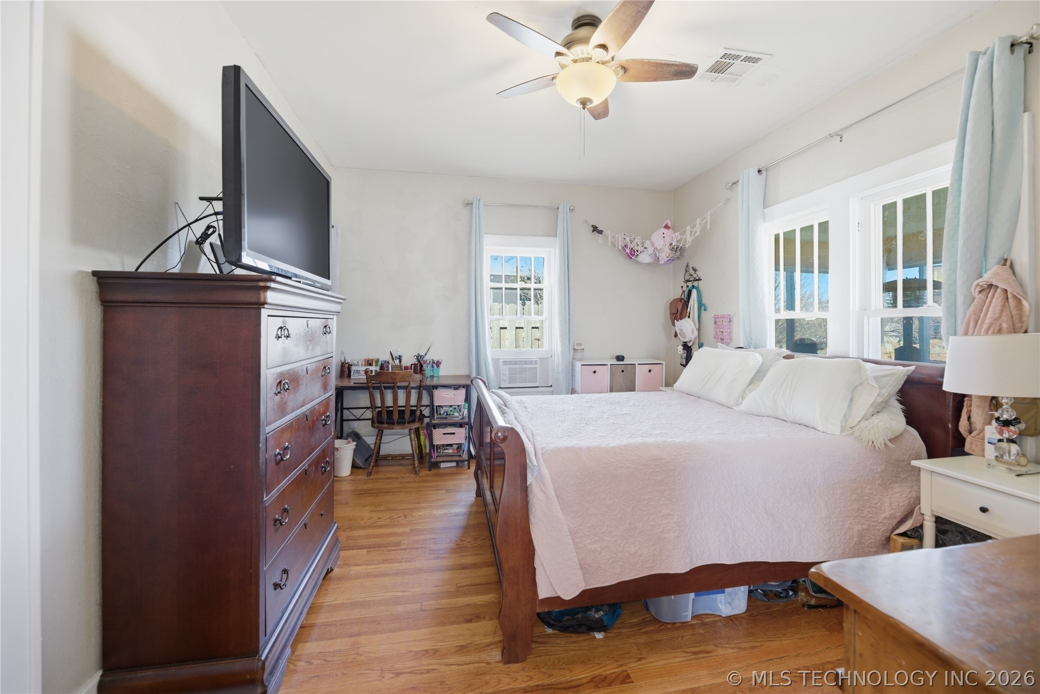 316 N Roosevelt Avenue Property Photo 18