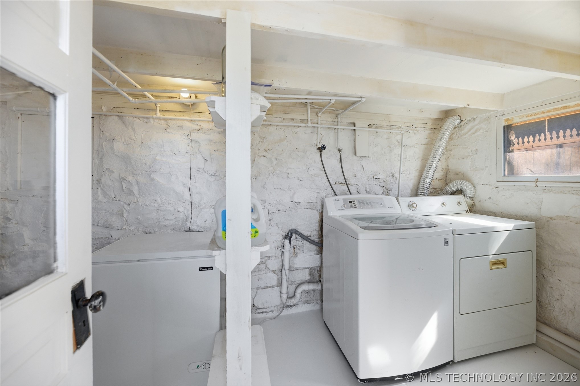 316 N Roosevelt Avenue Property Photo 20