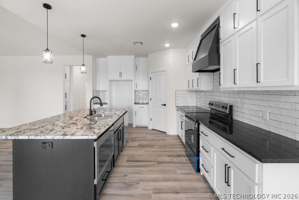 13183 Whimsical Lane Property Photo 13