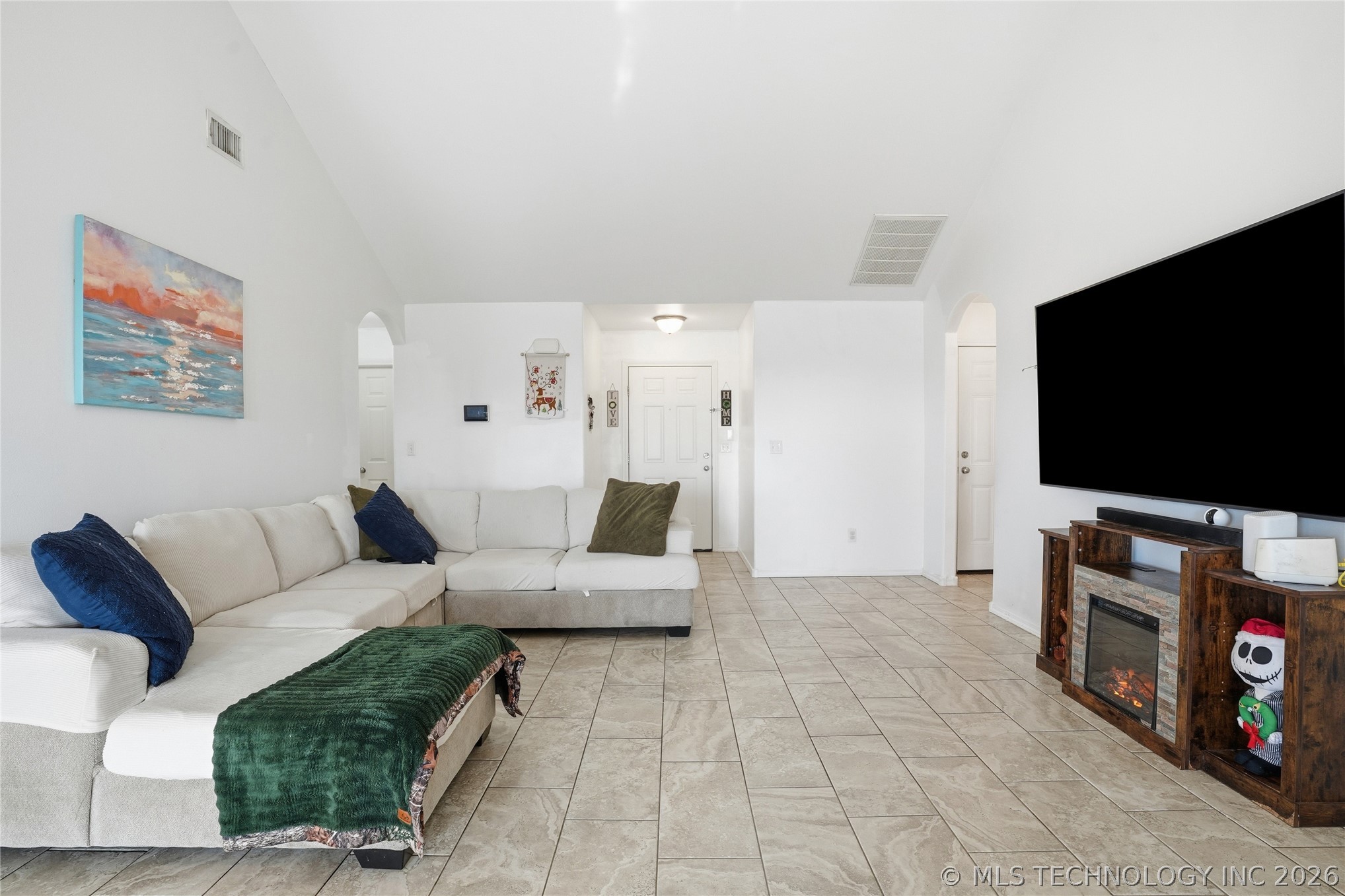 18304 E 43rd Street Property Photo 18