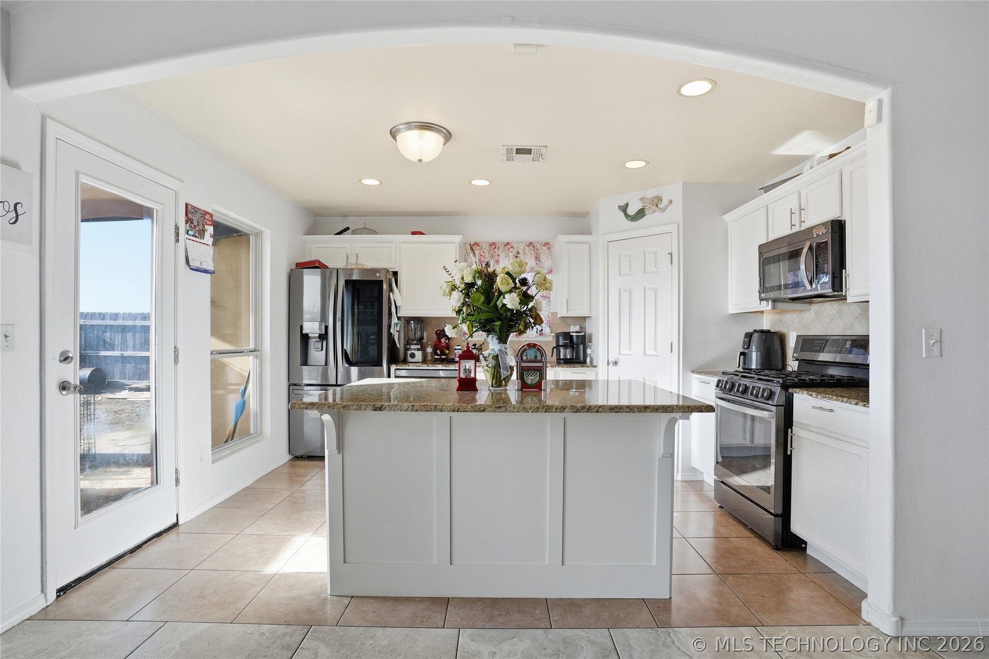 18304 E 43rd Street Property Photo 22