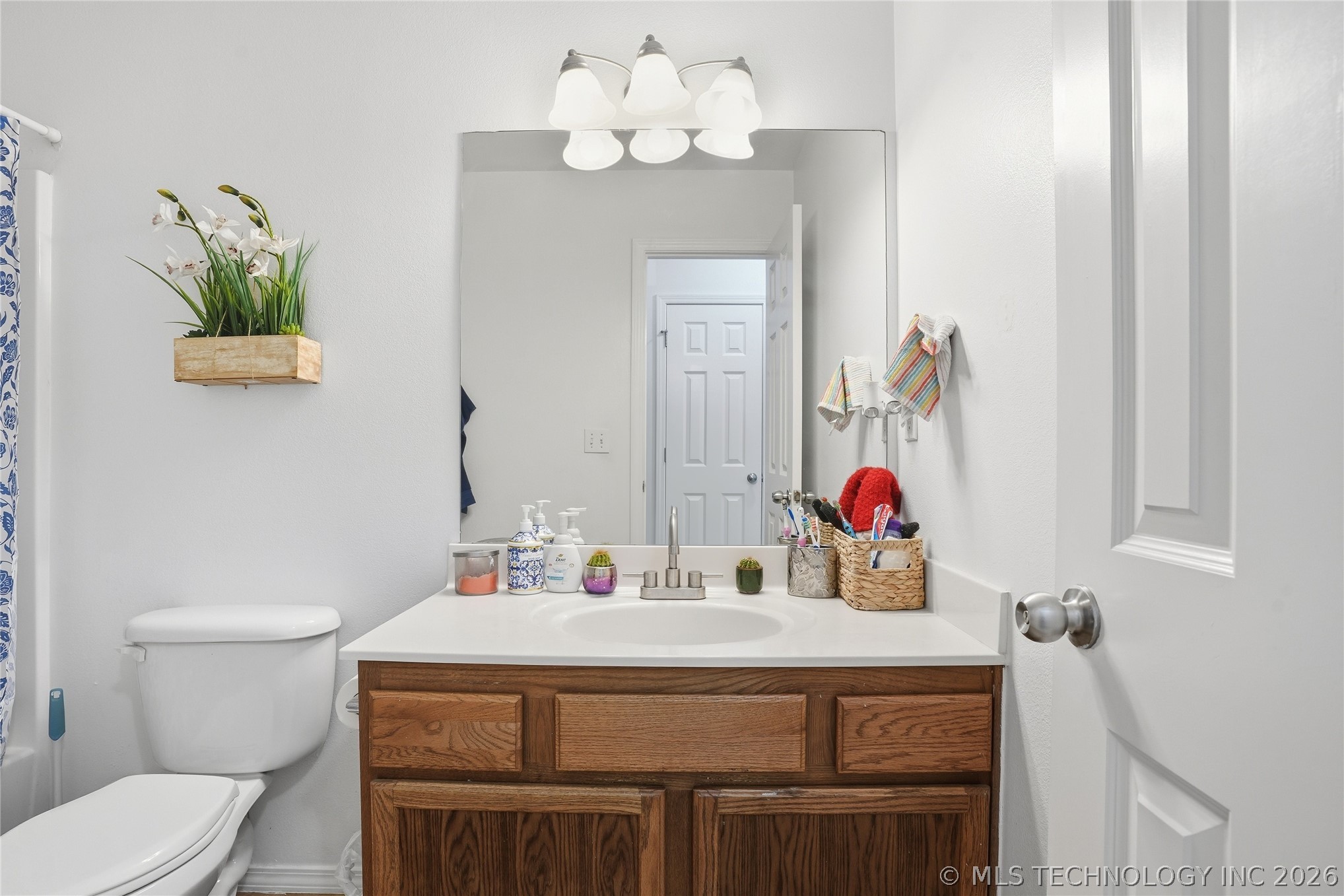 18304 E 43rd Street Property Photo 35