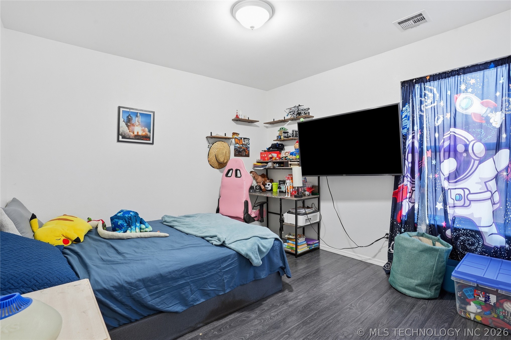 18304 E 43rd Street Property Photo 37