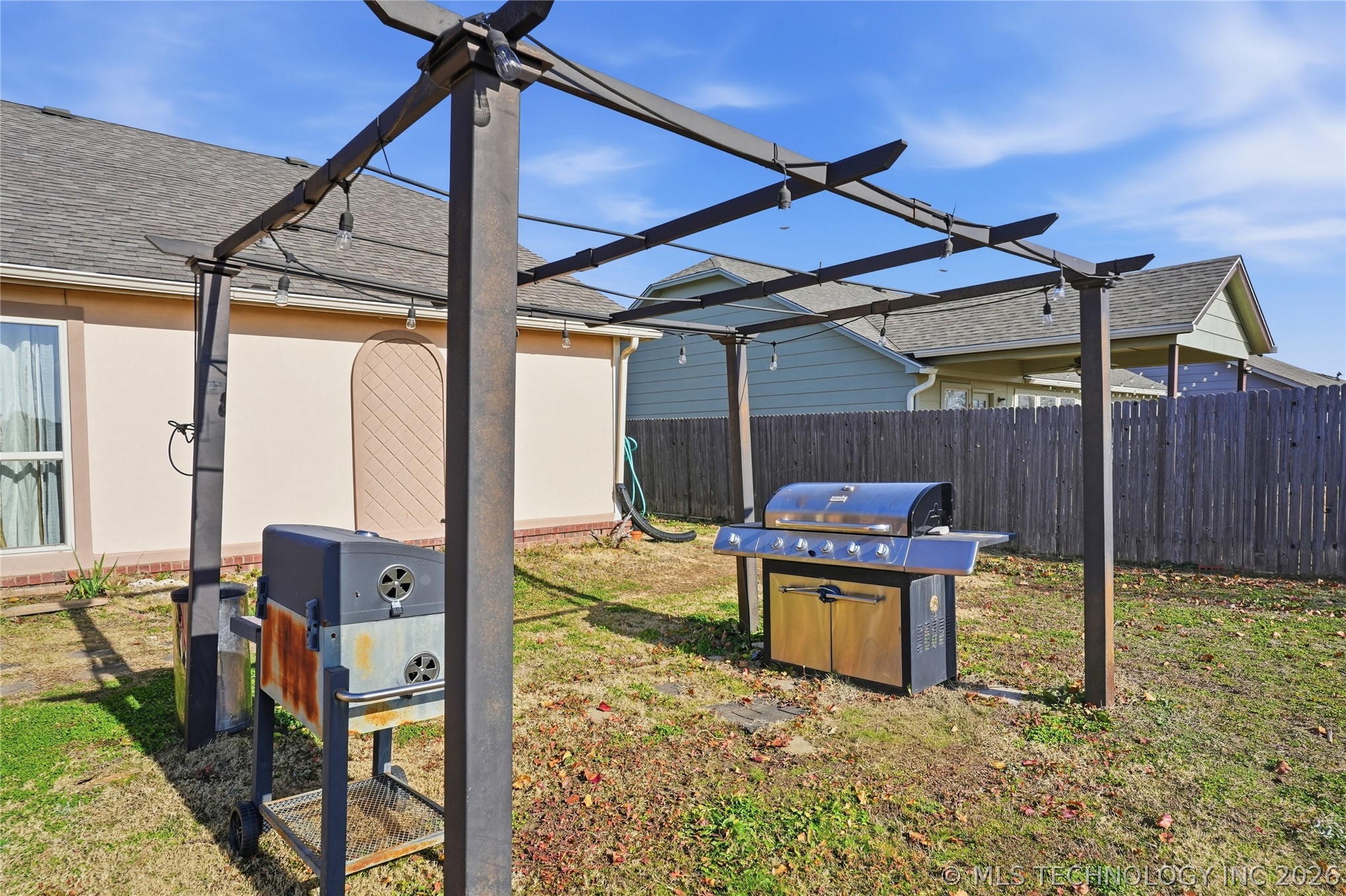 18304 E 43rd Street Property Photo 54