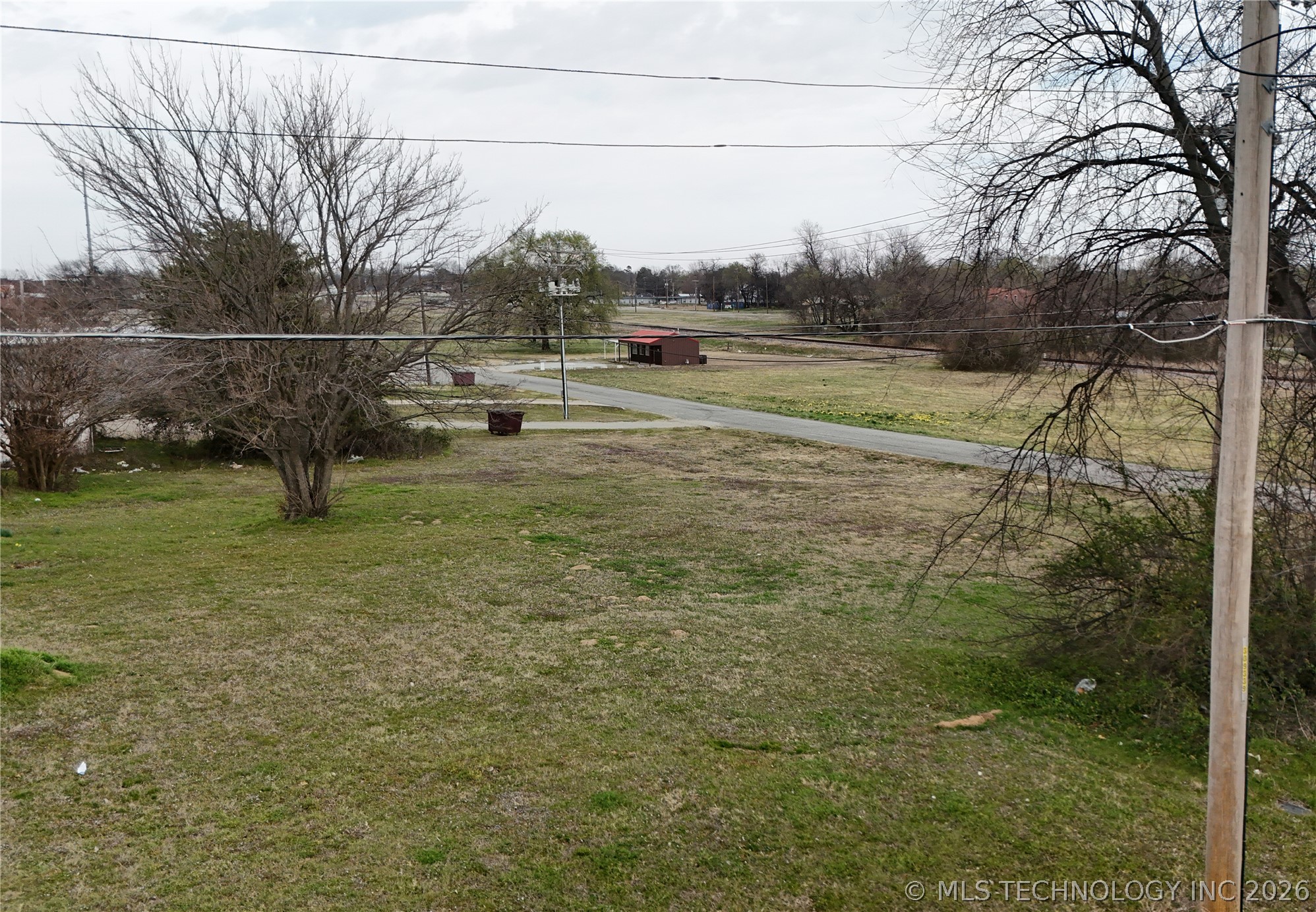 413 S Main Street Property Photo 9