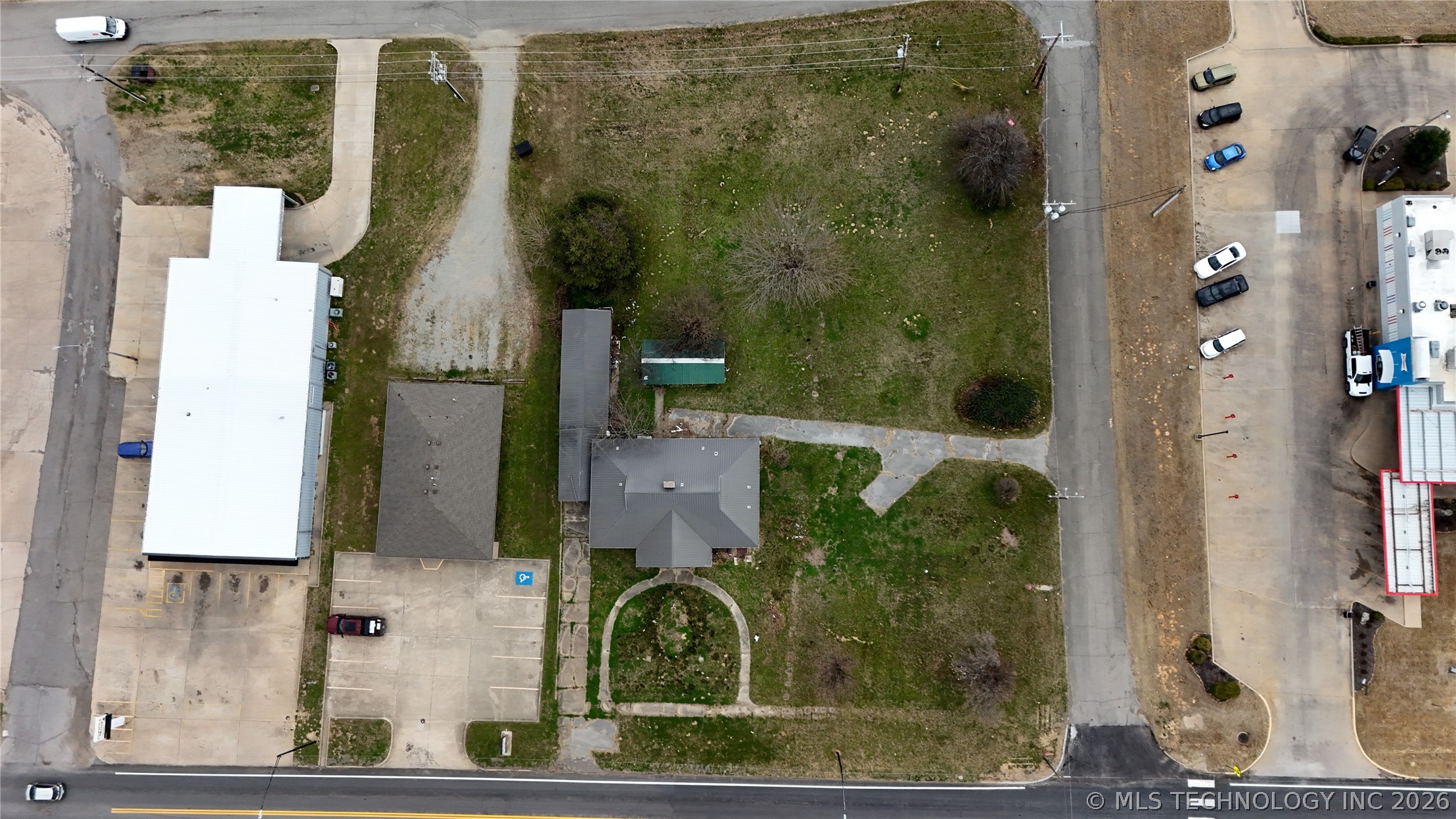 413 S Main Street Property Photo 13