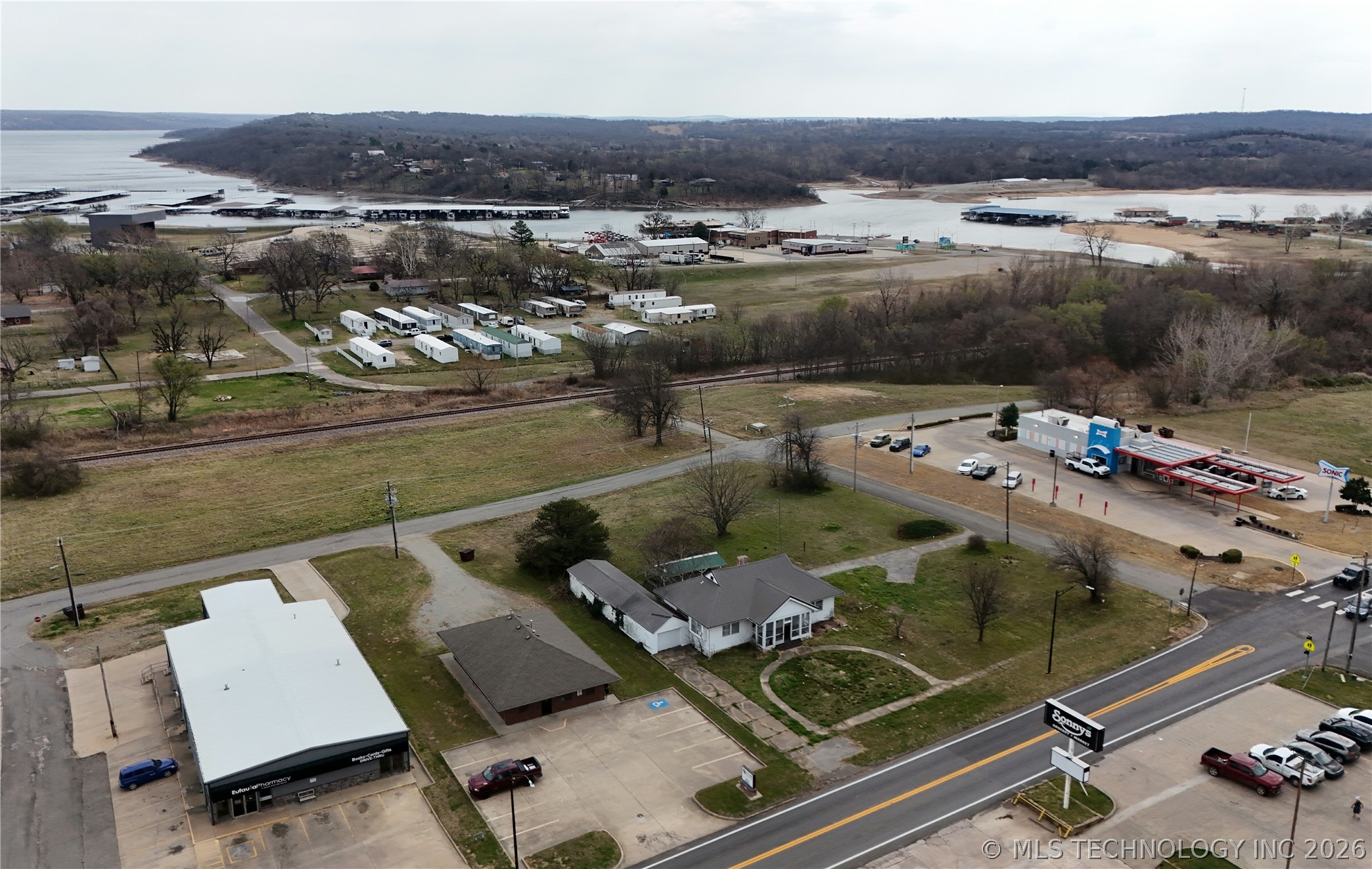 413 S Main Street Property Photo 19