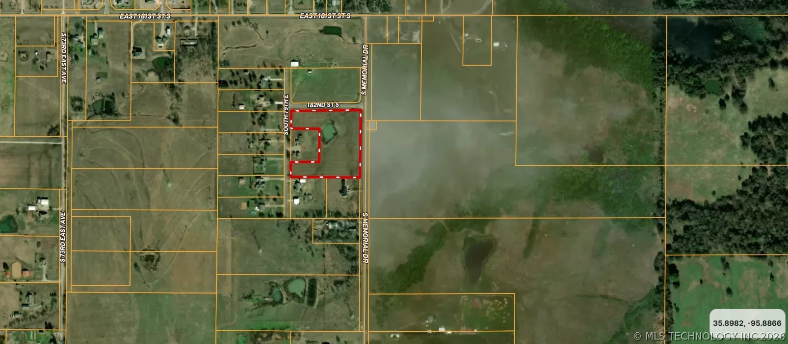 Memorial Road Property Photo 2