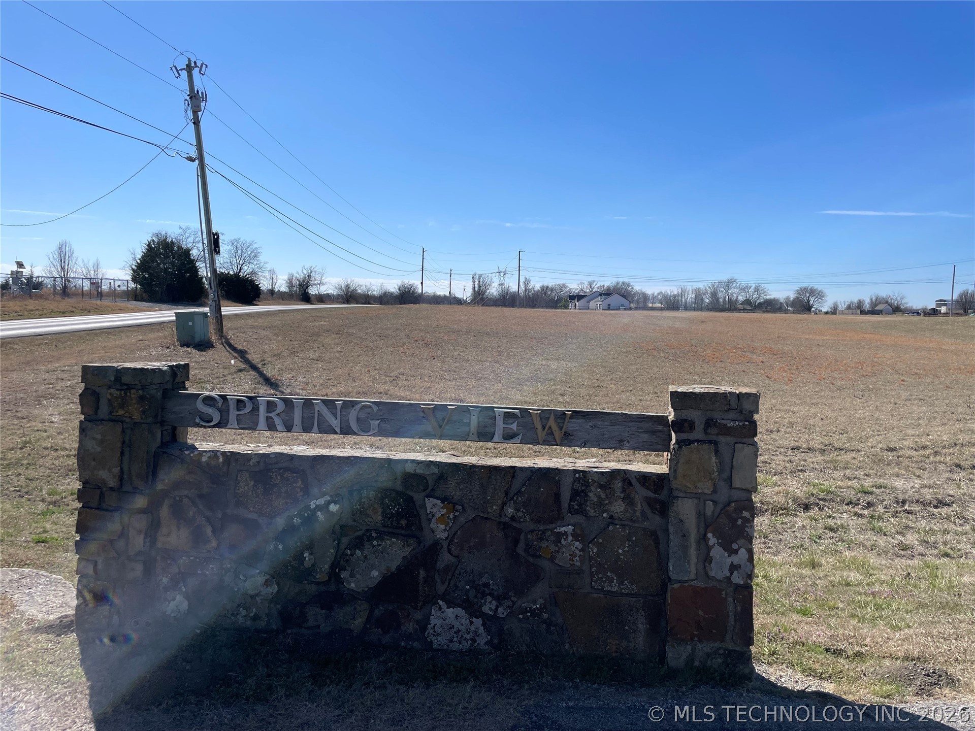 Memorial Road Property Photo 3