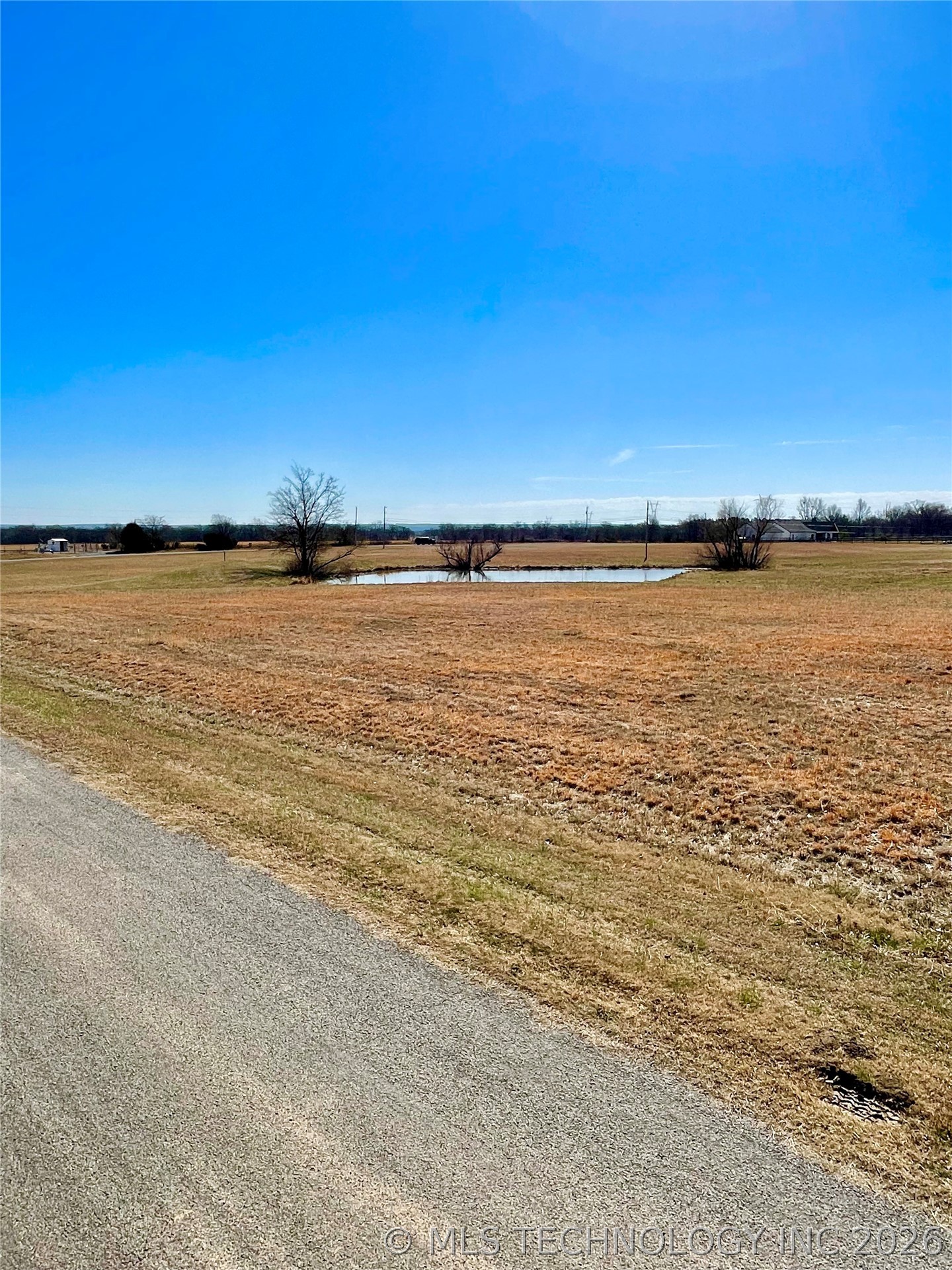 Memorial Road Property Photo 4