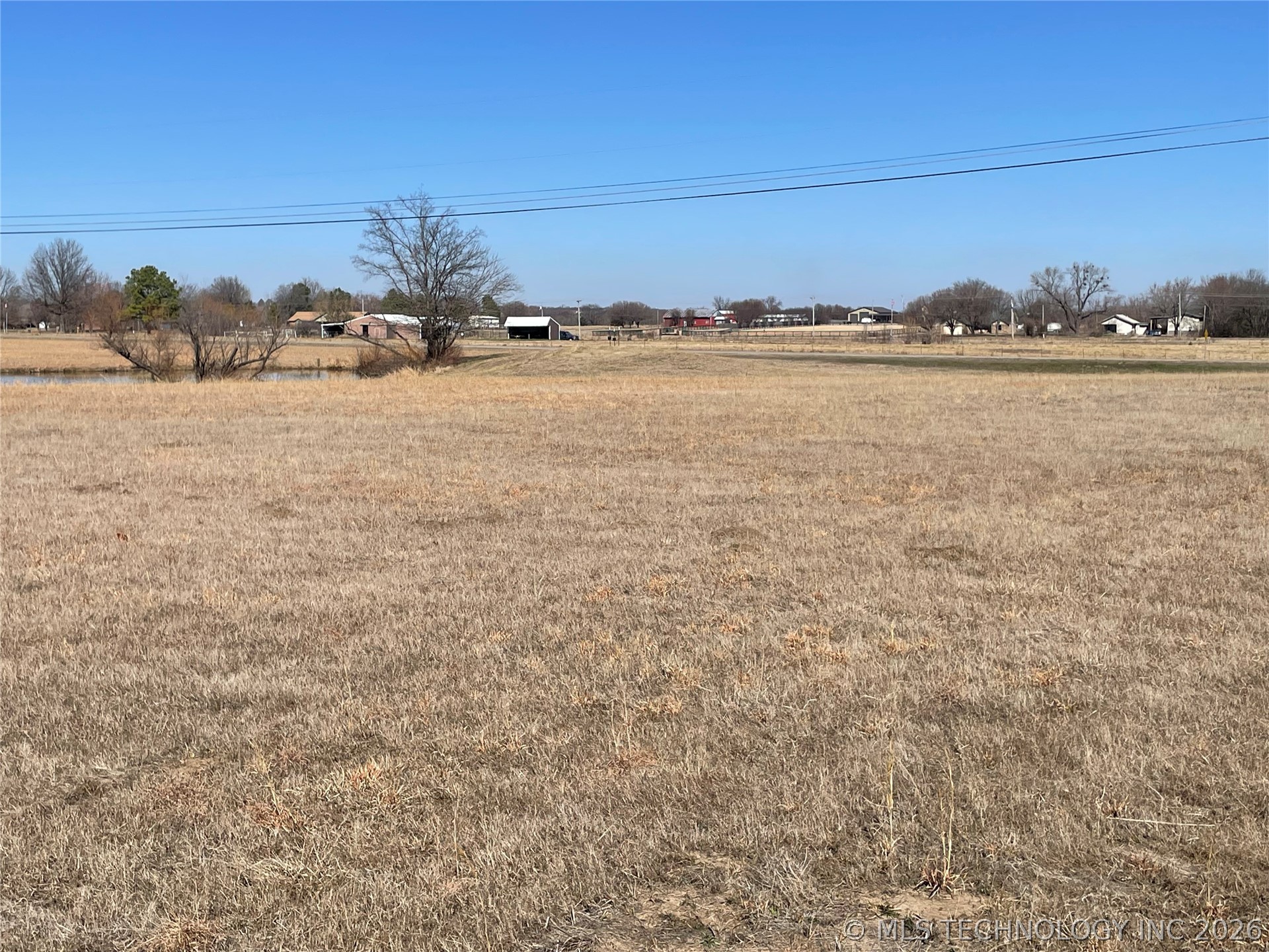 Memorial Road Property Photo 6