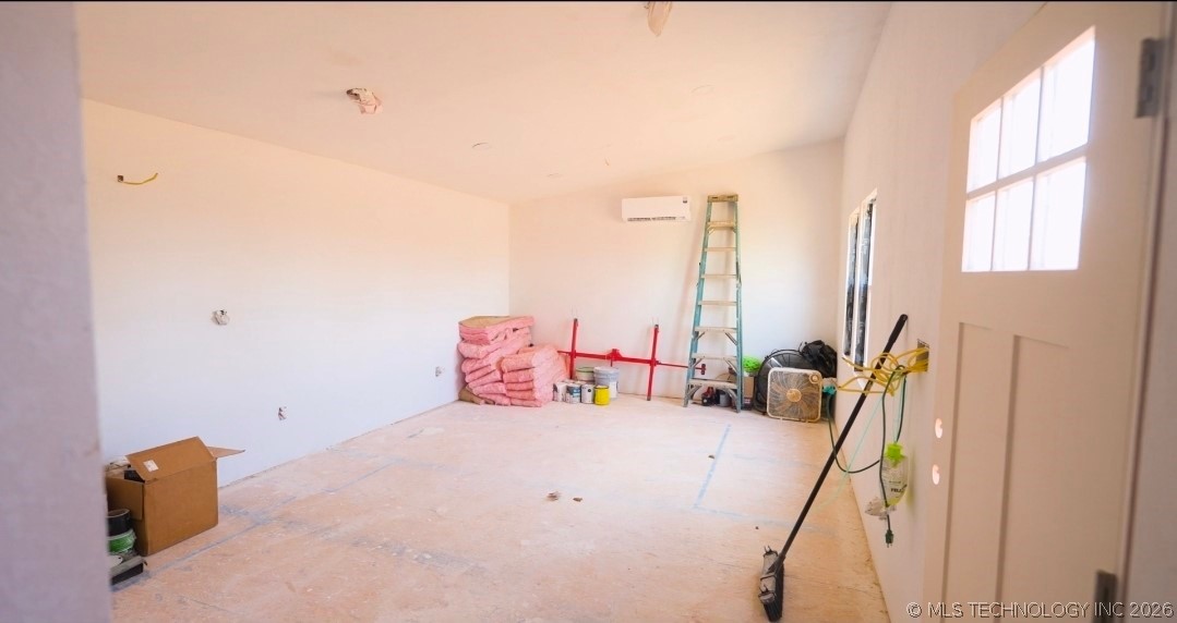 42073 W 281st Street S Property Photo 11